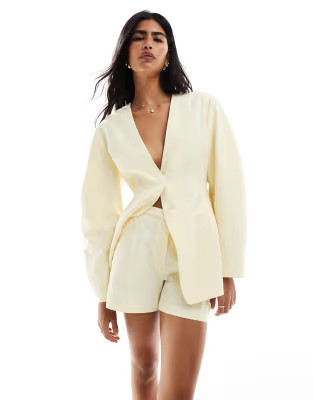 ASOS DESIGN linen blend tailored longline shorts in buttermilk | ASOS (Global)