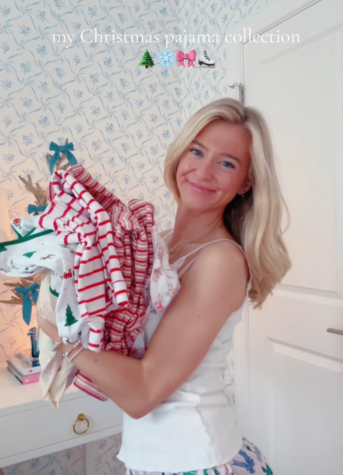 Christmas Pajama Collection 🌲⛸️🎀

#LTKHoliday #LTKGiftGuide #LTKSeasonal