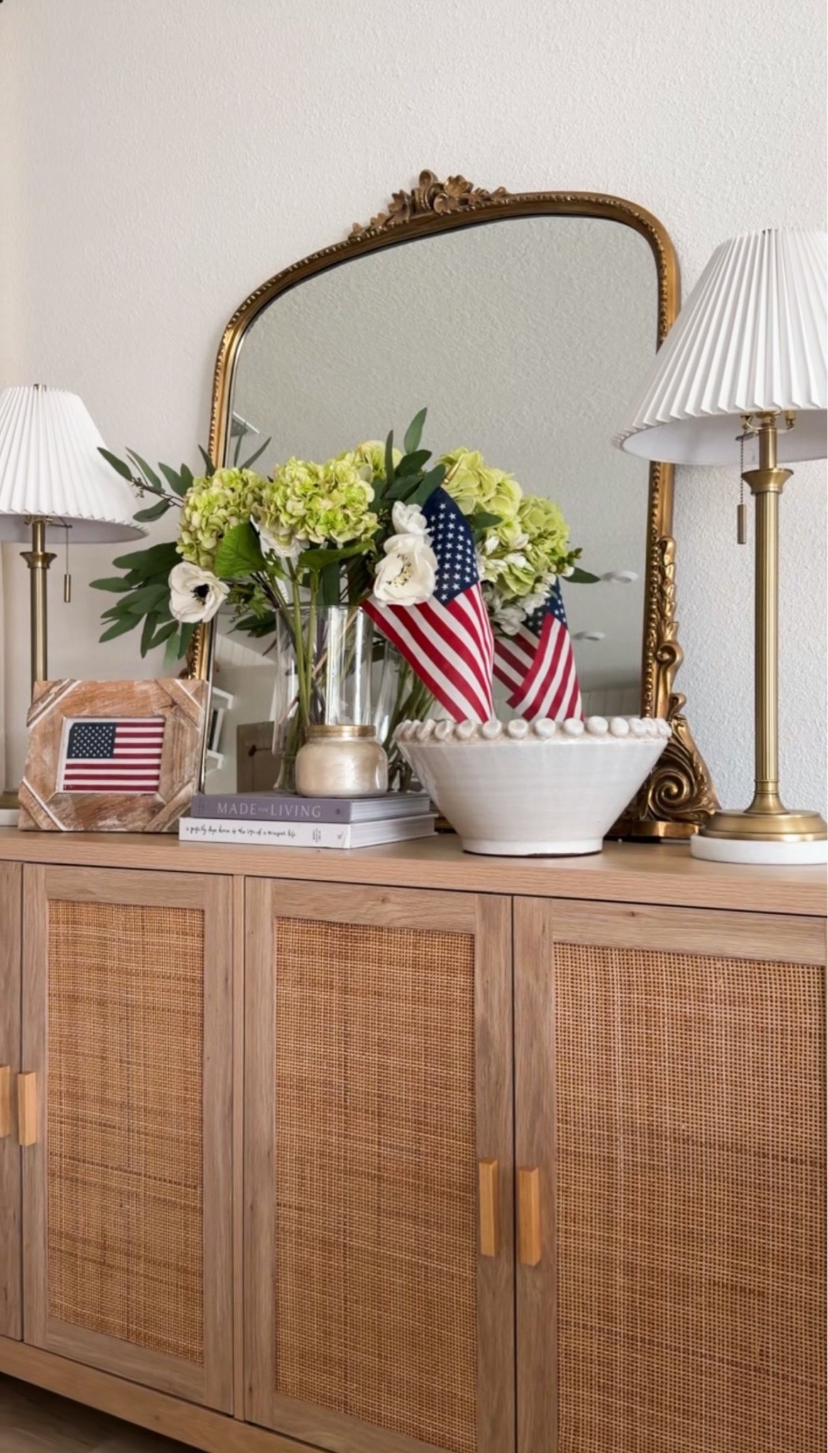 Fourth of July coastal home decor 🇺🇸

#LTKSeasonal #LTKHome