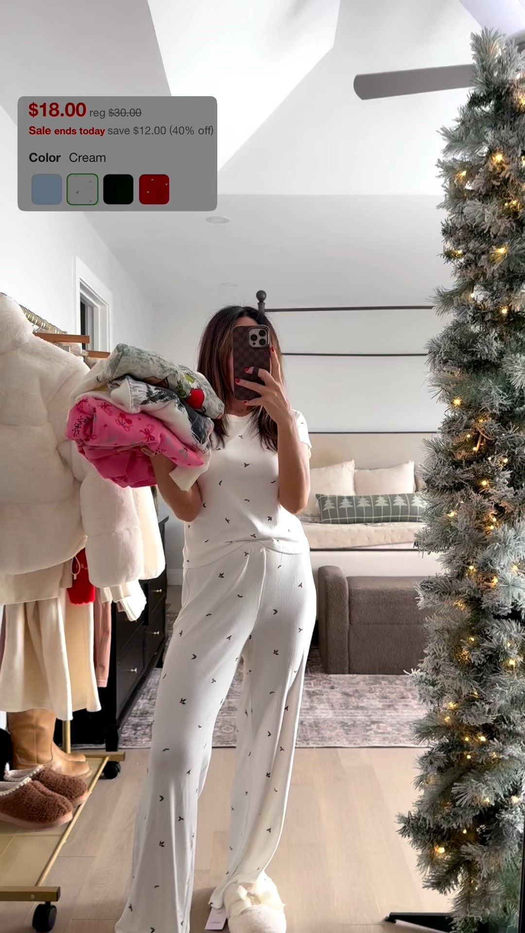 Love these pajamas! I wear a small 40% off today at target!
Target style


#LTKGiftGuide #LTKSaleAlert #LTKHoliday