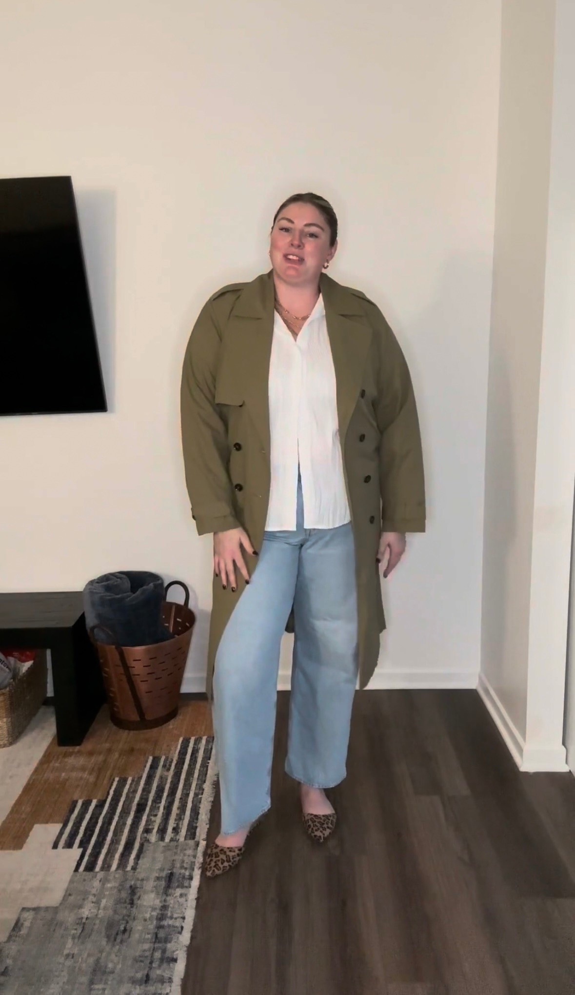 A super cute brunch fit. Very fashion forward and with the white button down and jeans base, you can pair it with anything!

plus size, mid size, fall fashion, trench coatt

#LTKMidsize #LTKFindsUnder50 #LTKPlusSize