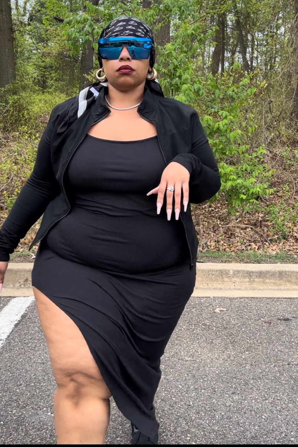 A comfy effortlessly chic loook🖤✨

#LTKstyletip #LTKplussize #LTKbeauty