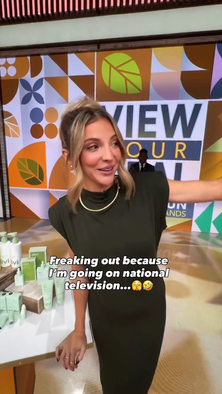 Freaking out because I’m going on national television 🫣

#LTKSeasonal #LTKStyleTip