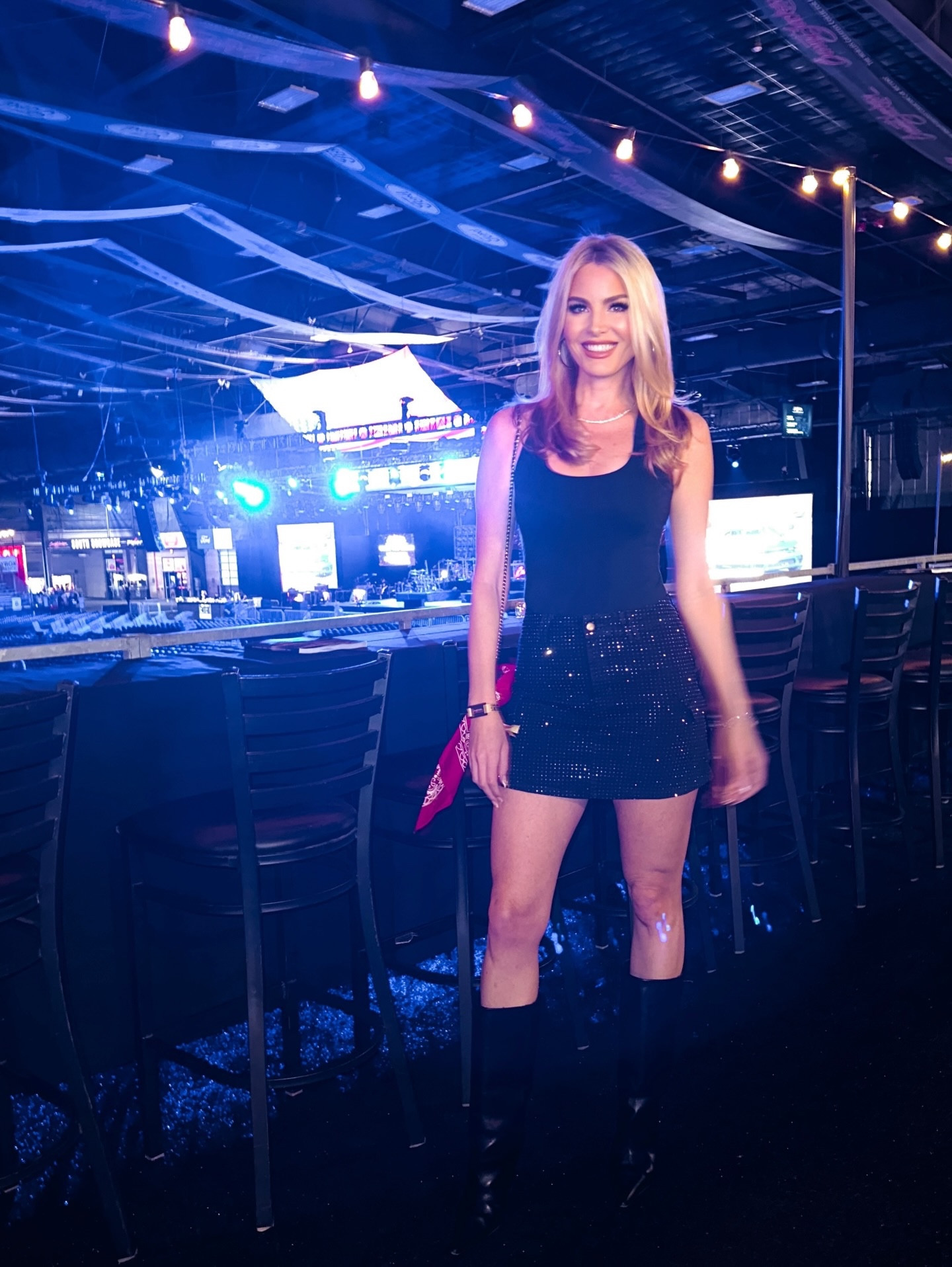 Well, that was fun. ✨
Night one at @barrett_jackson absolutely rocked the block—live music, the best energy, and dancing the night away with friends. @chaserice and @coleswindell were phenomenal. Nights like this just hit different 🤍🎶