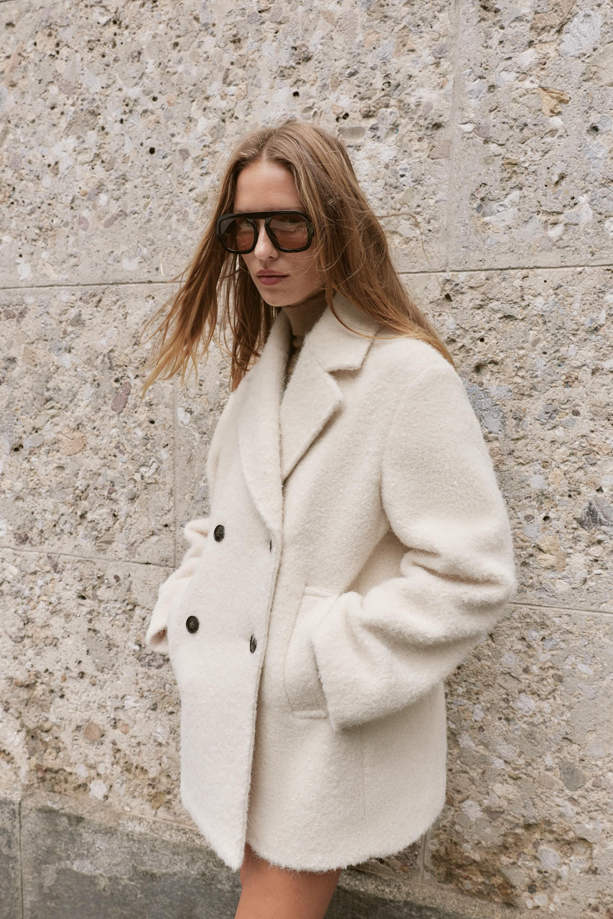 BOUCLÉ DOUBLE-BREASTED MID-LENGTH COAT | Zara UK