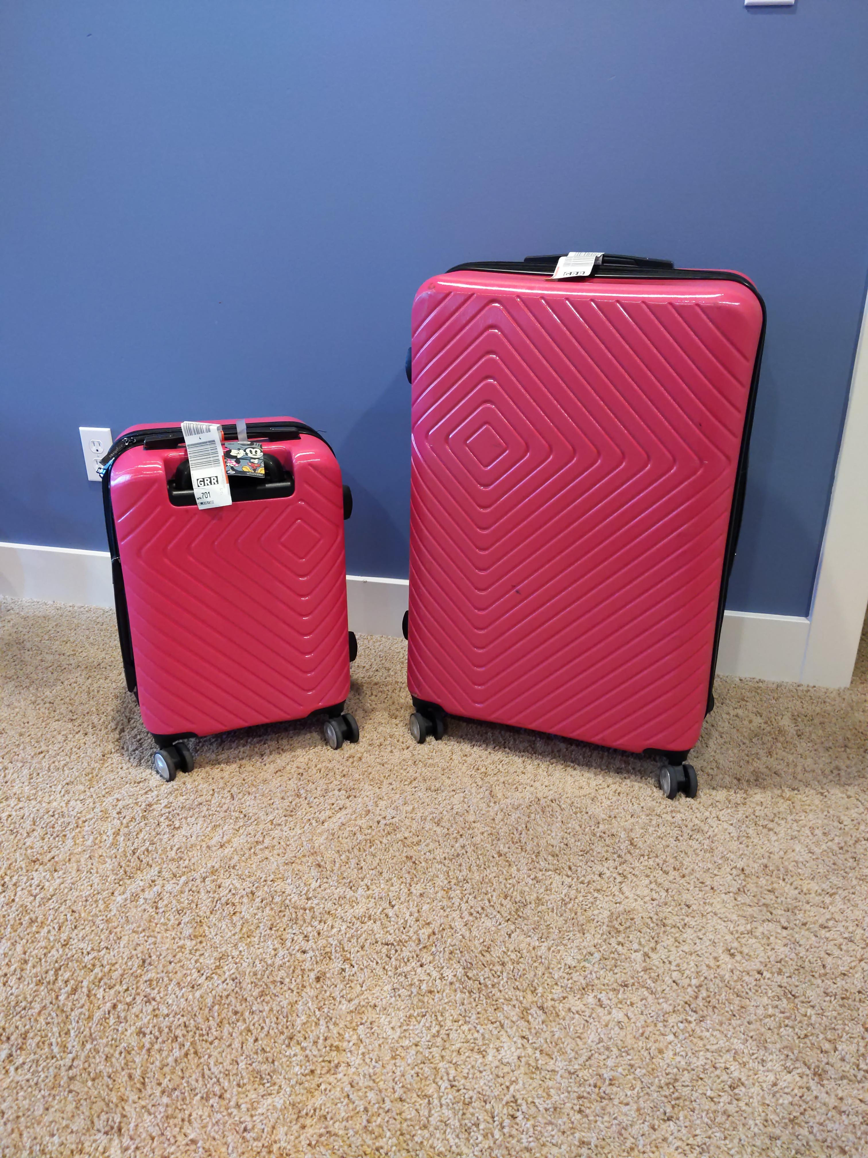 Amazon Basics Geometric Travel Luggage Expandable Suitcase Spinner with Wheels and Built-In TSA L... | Amazon (US)