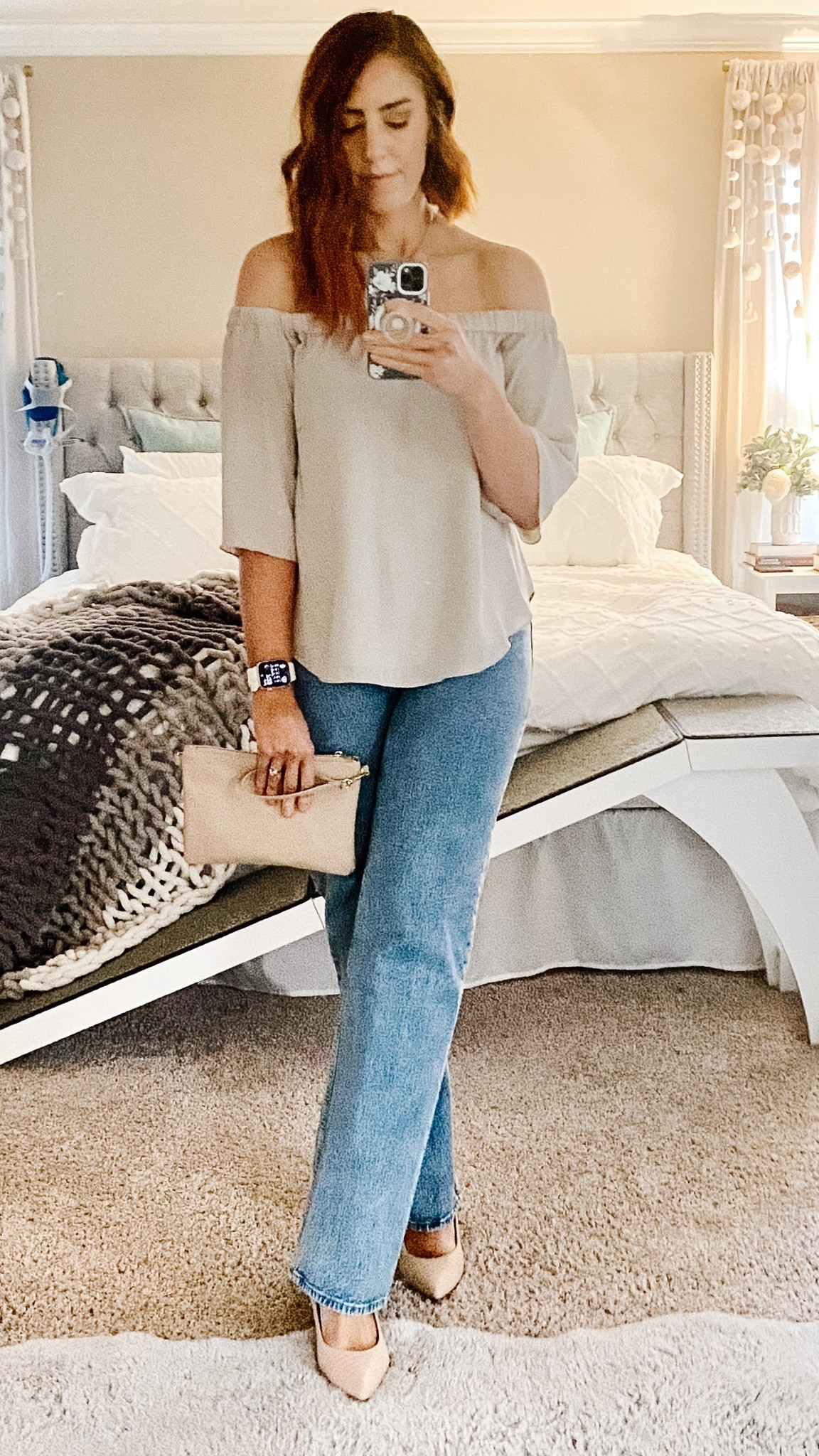 Date night outfit idea for a casual evening out to dinner!

Off shoulder top - Size M
Abercrombie jeans - 29 Long
Nude pointed toe kitten heels - Size 11
Nude clutch purse

#LTKShoeCrush #LTKStyleTip #LTKSummerEdit