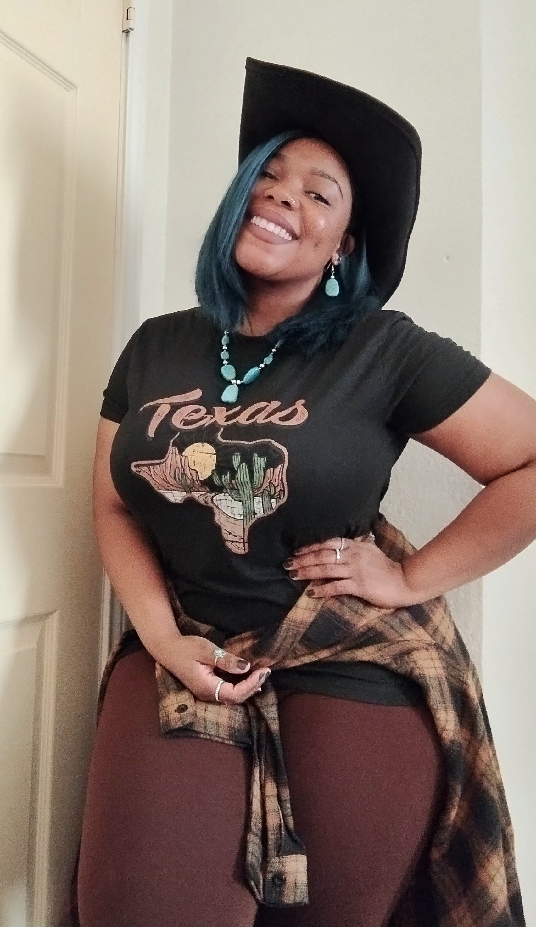 Always representing Texas through fashion, food, mindset and lifestyle.✌🏾🤠🌿✨

#LTKFestival #LTKootd #LTKMidsize