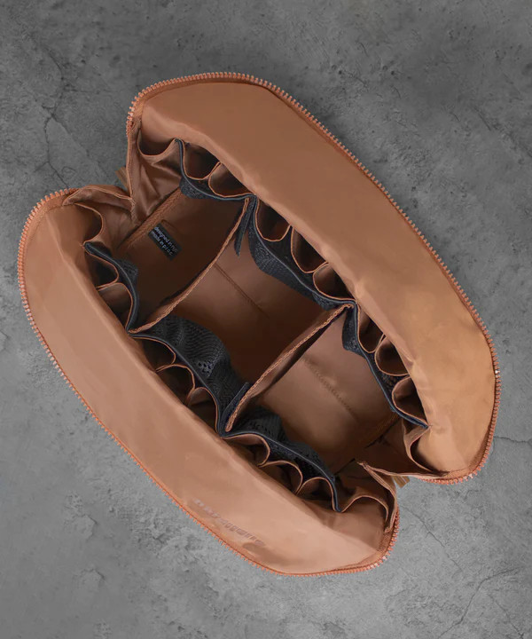 Colors: Vicuna | Parallelle