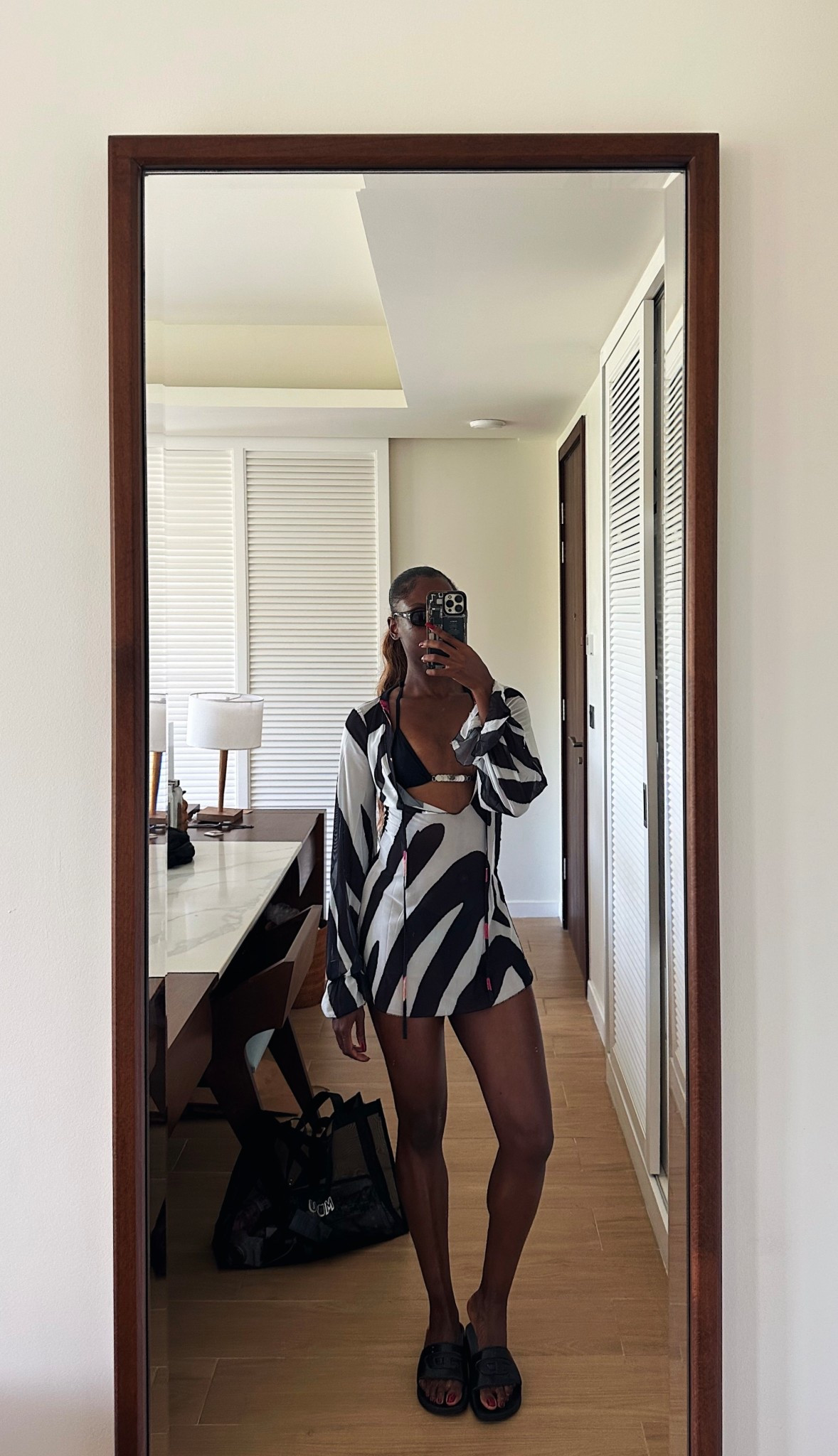 Kept it chic and monochrome at the pool today 🖤🤍

#LTKSeasonal #LTKSwim #LTKFindsUnder100