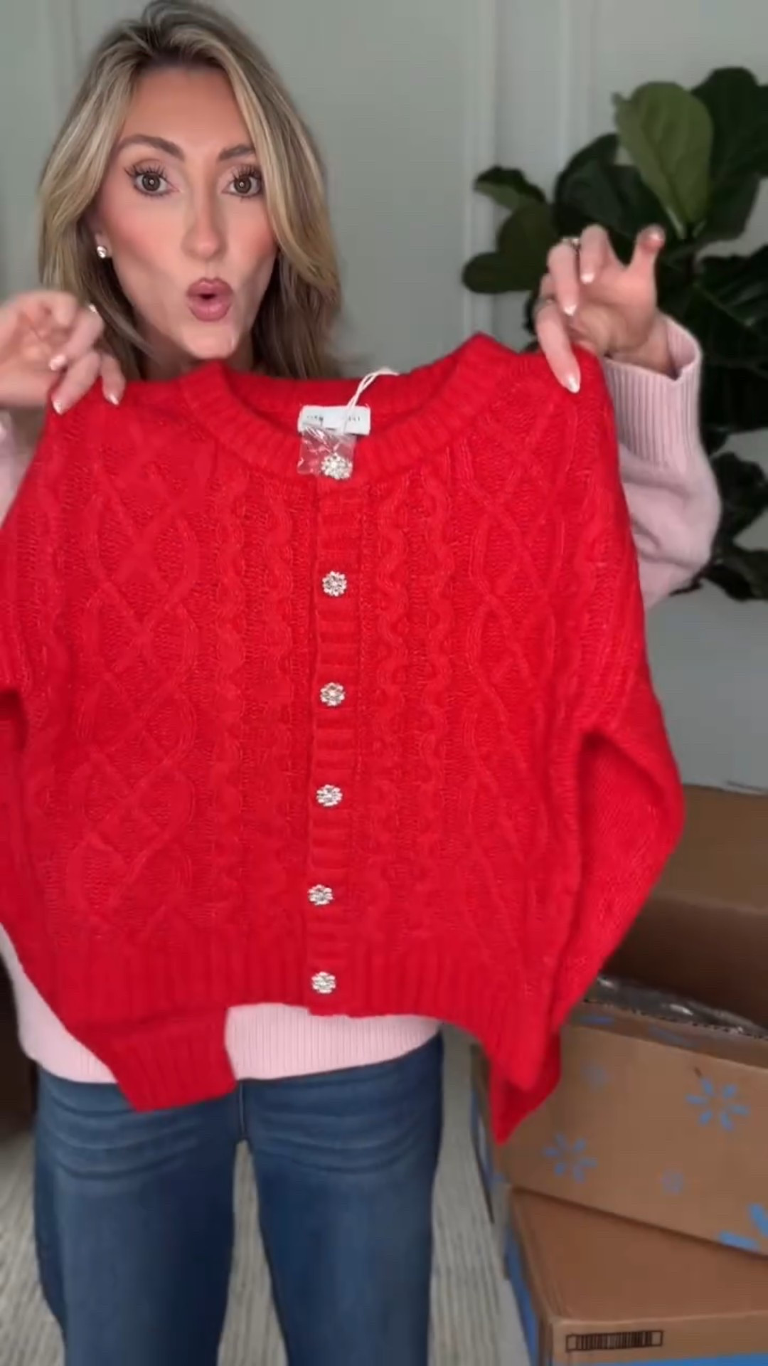 @walmartstyle new new and y’all know the good stuff sells out so don’t wait! I’m 5’7 and wear a size small in top & dresses // size 4 in pants


Holiday outfits, Christmas sweater, plaid skirt, barrel jeans, elevated casual, comfy, 2 piece set #fallstyle #holidayoutfits #casualoutfitideas

#LTKSaleAlert #LTKFindsUnder50 #LTKHoliday