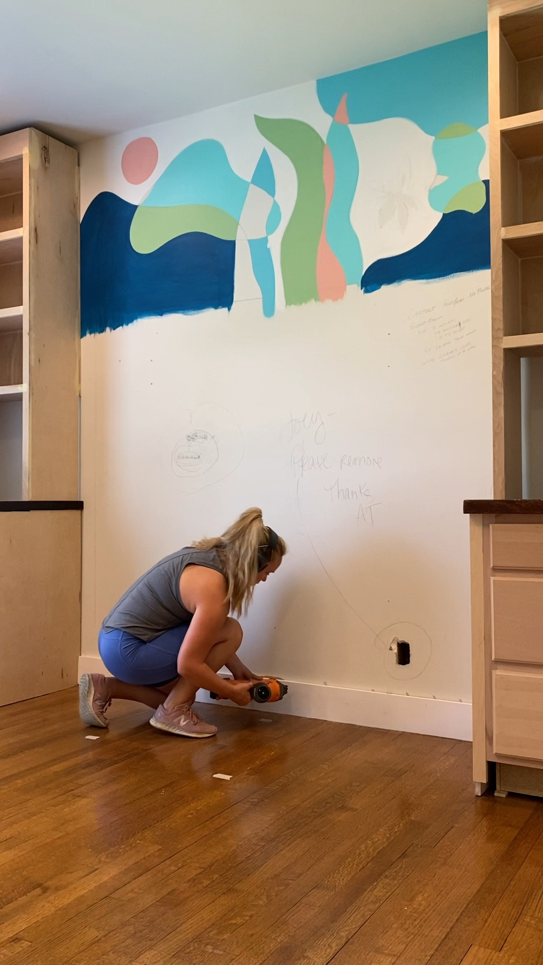 Were you here when I renovated our guest room? That was over a year ago & my nailer is still going strong! Excellent battery life & has a lifetime warranty if you register it.

#LTKhome