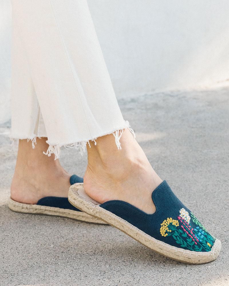 Wildflower Mule
            
              $26 | Soludos