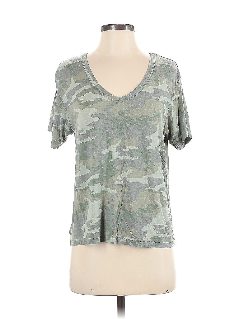 American Eagle Outfitters Short Sleeve T-Shirt: Gray Camo Tops - Size X-Small | ThredUp