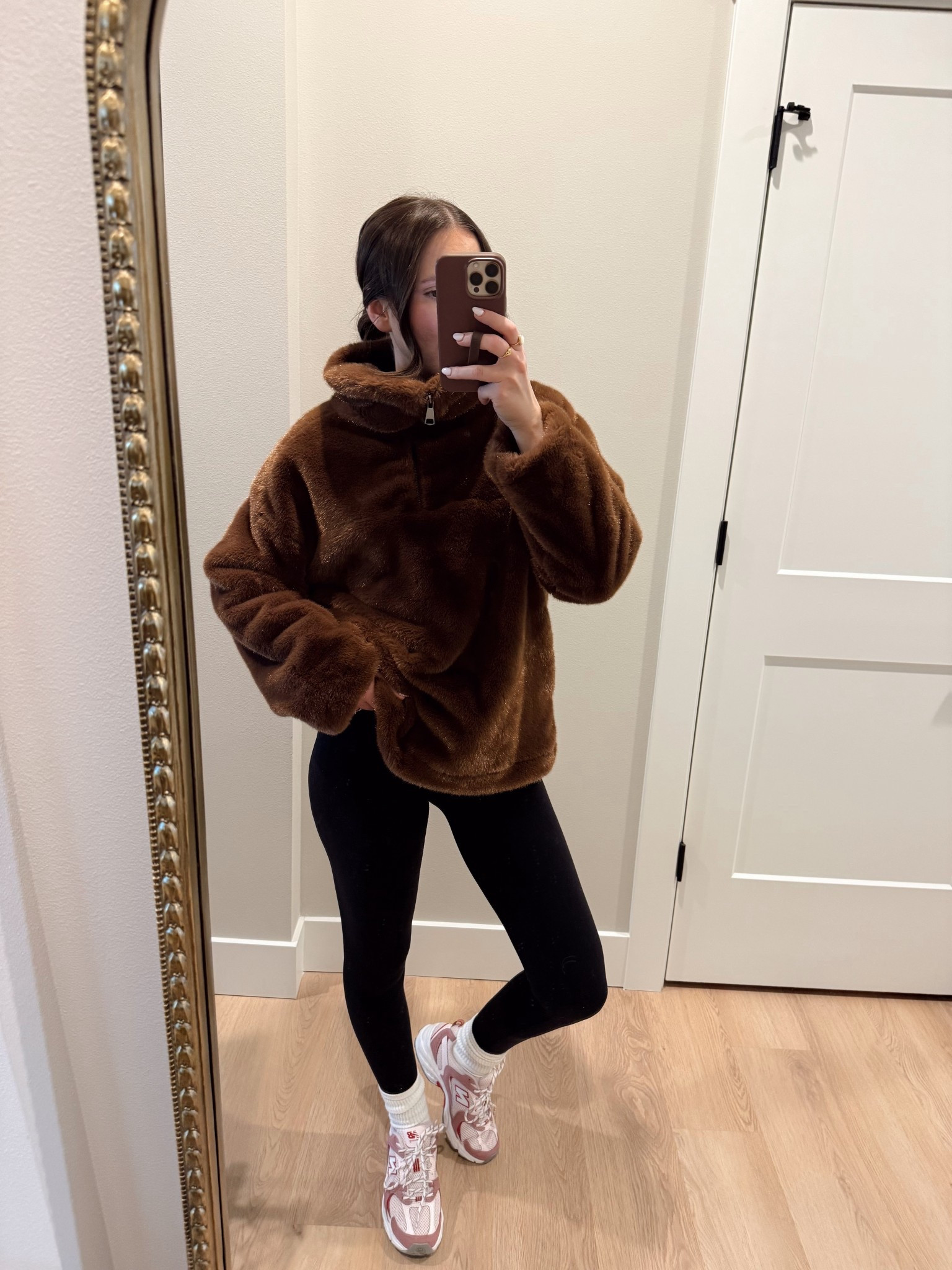 Layered up because I’m so over the cold 🥶 this faux fur half zip pullover is perfect for layering and it’s from Amazon! Wearing a size small

Winter outfit | activewear | faux fur pullover | look for less | new balance | leggings outfit 

#LTKmomlife