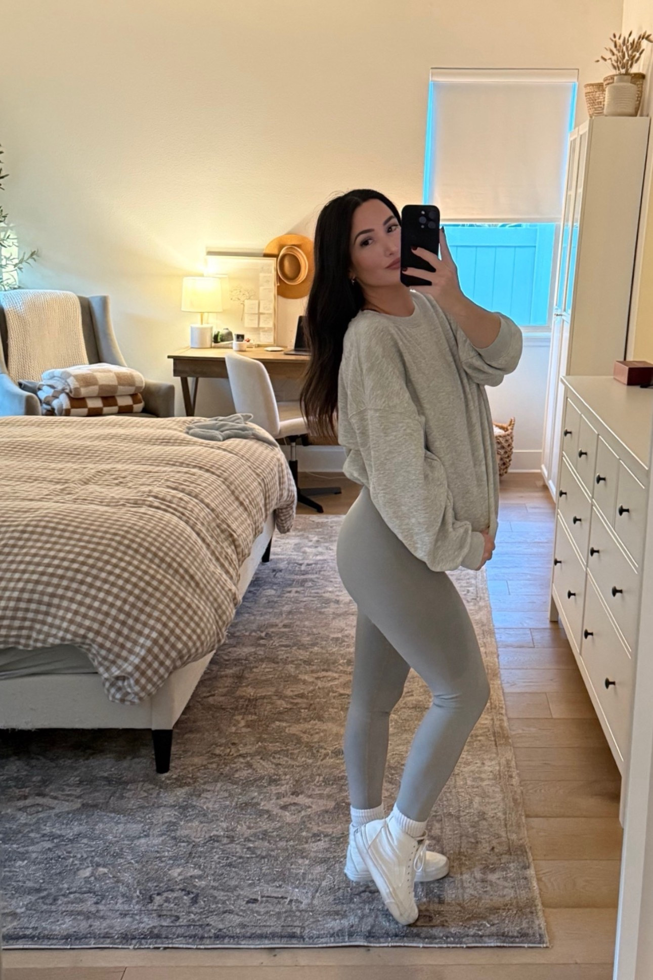 Grey gym outfit 

#LTKActive #LTKfitnessgoals #LTKootd