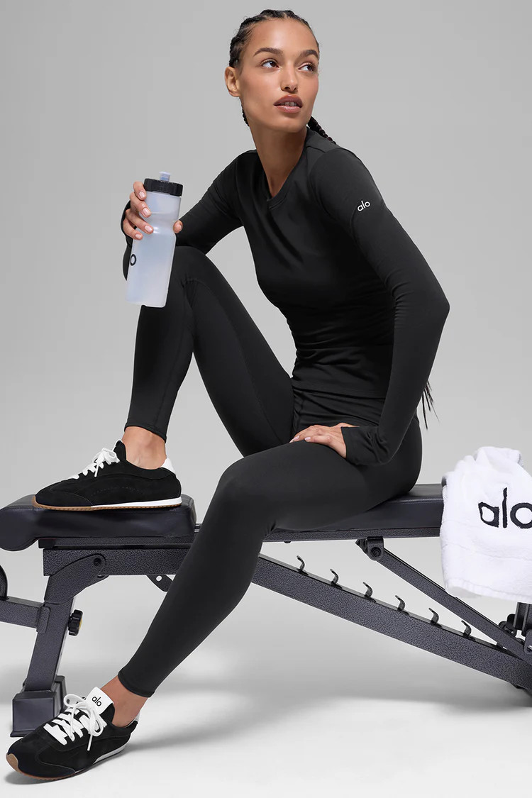 Airbrush Winter Warm Nocturne Long Sleeve | Alo Yoga (US)