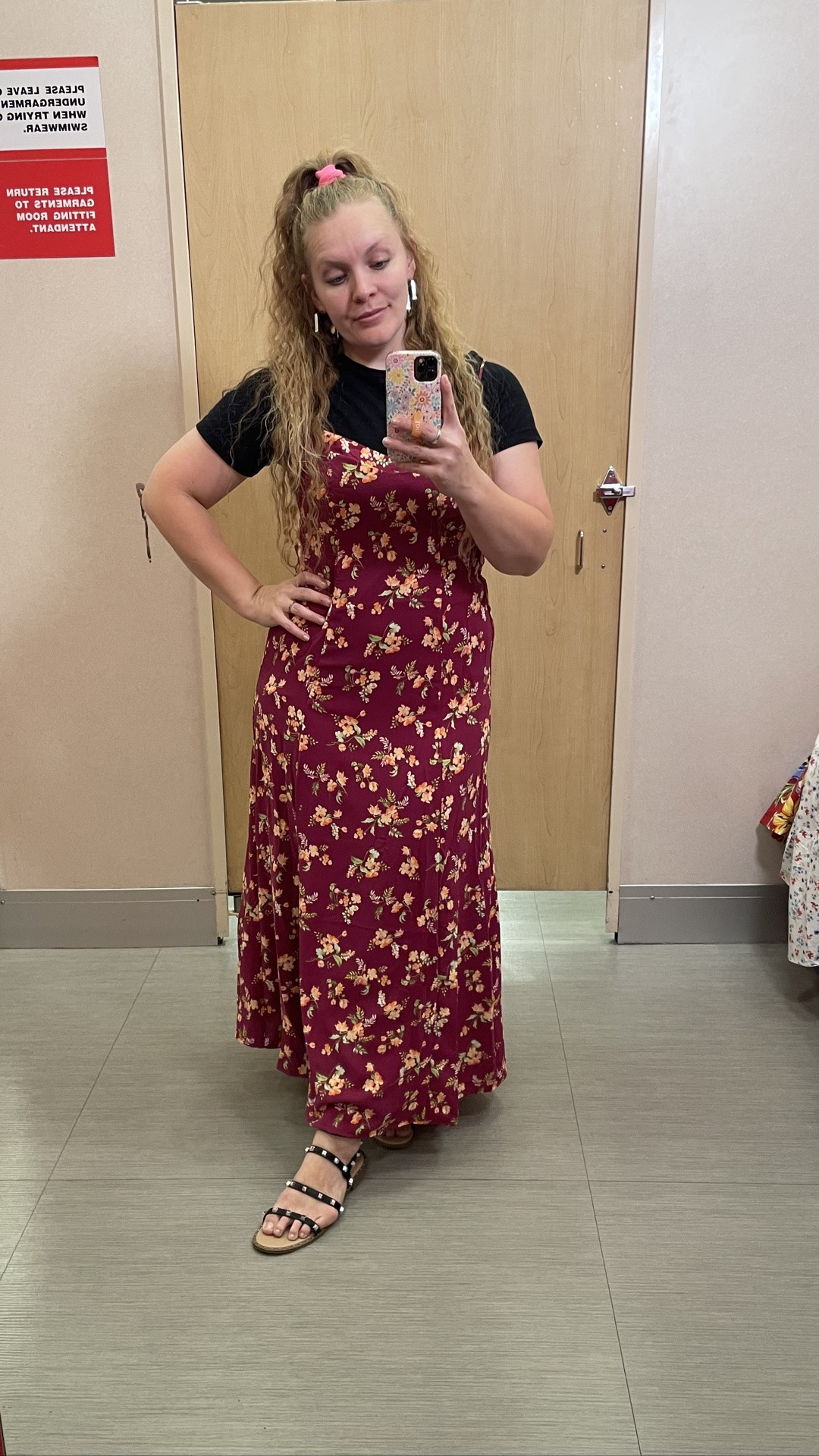 Florals for spring? Groundbreaking!
But seriously these floral dresses from @Target are spectacular! They’re lightweight and comfortable! And perfect for spring and summer!

#LTKMothersDay #LTKootd #LTKSeasonal