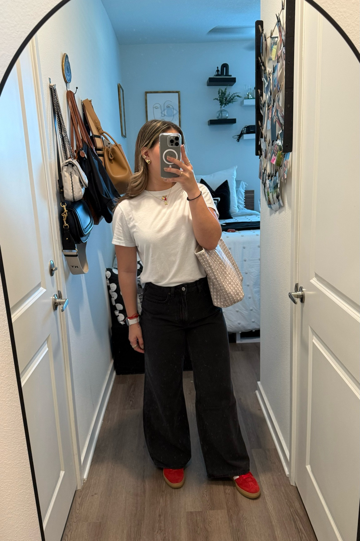 College student outfits♥️ 

outfit for class, college student, comfy outfit, cute, everyday, wide leg jeans, basic, university student

#LTKFindsUnder100 #LTKMostLoved #LTKStyleTip