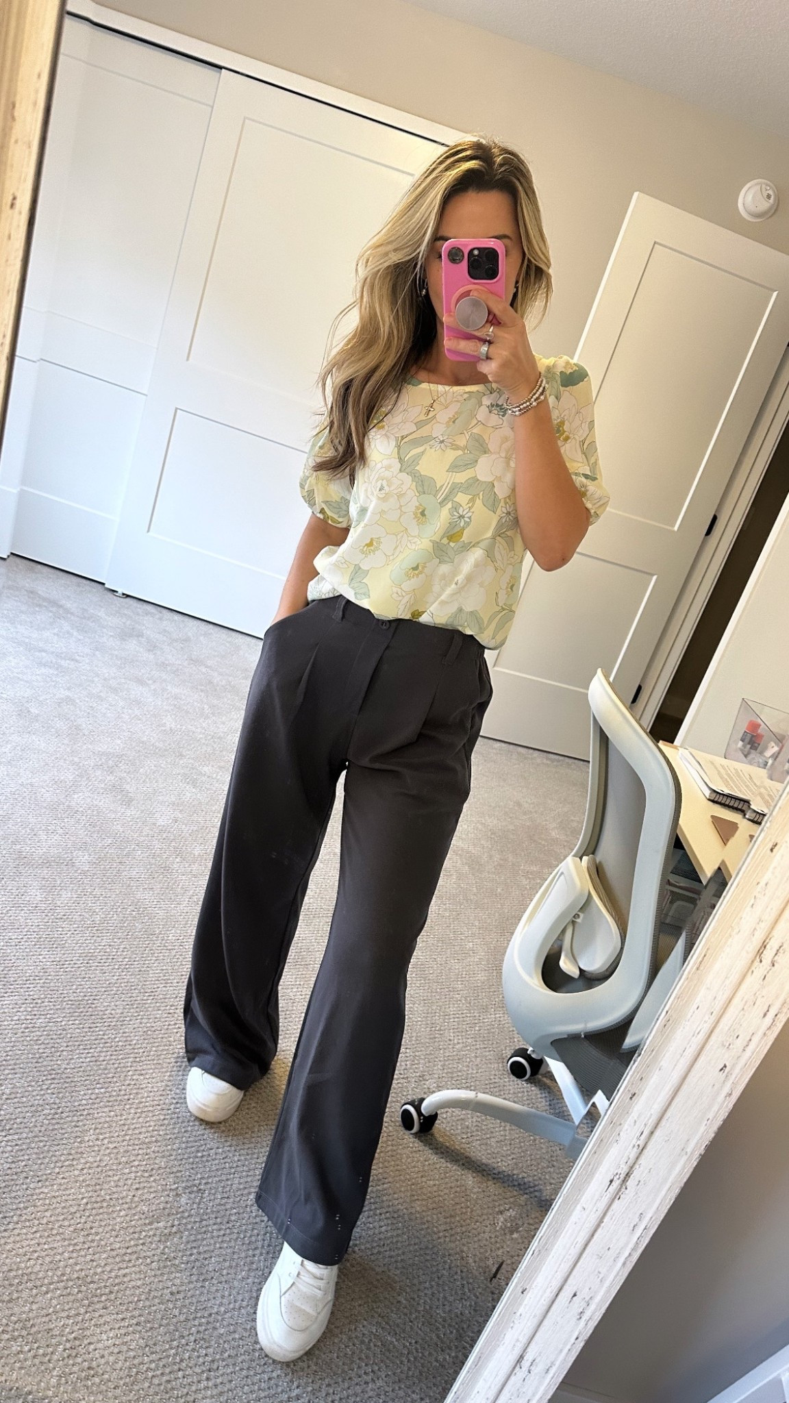 Casual Work Outfit// fall work outfit// workwear// 

#LTKShoeCrush #LTKFindsUnder100 #LTKWorkwear