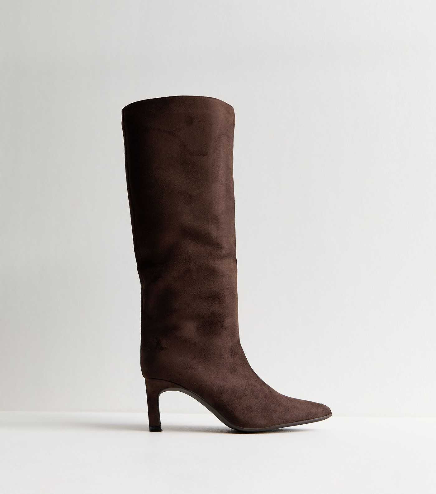 Truffle Brown Faux Suede Pull On Knee High Boots | New Look | New Look (UK)