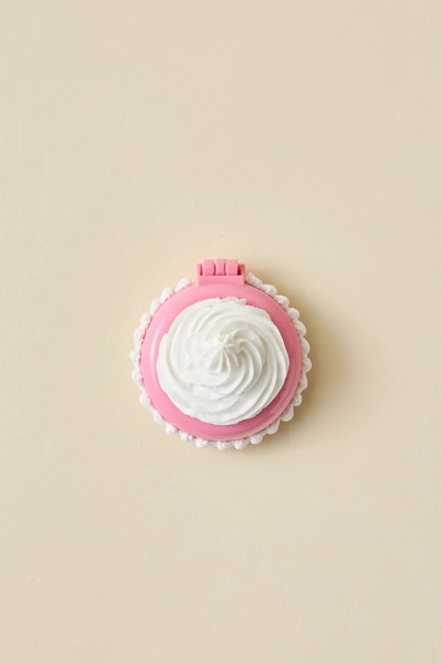 Pretty Shitty Cakes UO Exclusive Hairbrush & Mirror Compact | Urban Outfitters (US and RoW)