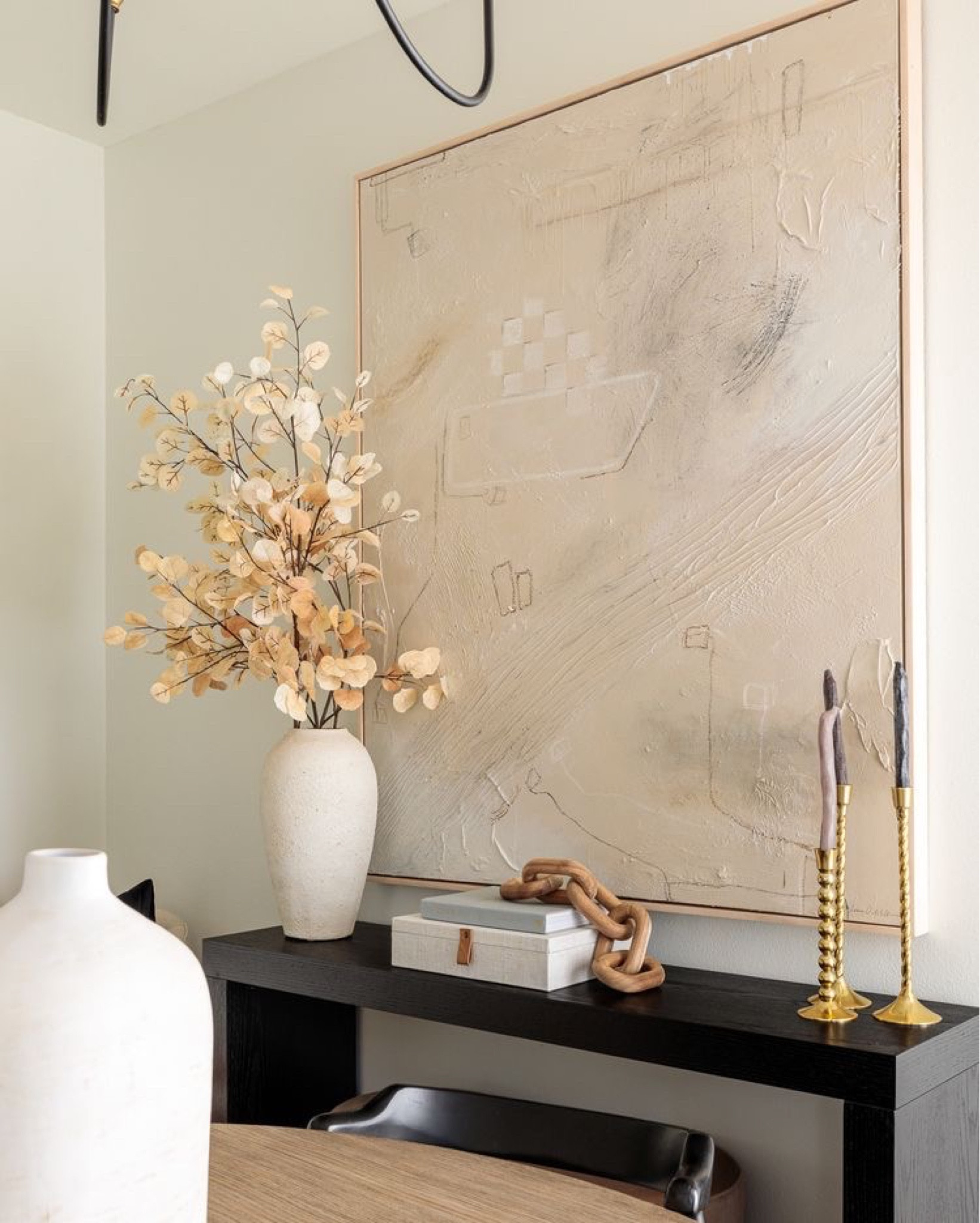 Entry inspiration.🤍 
@micahabbanantodesigns
#timelesswithanedge
#micahandco

#LTKhome #LTKFind #LTKstyletip