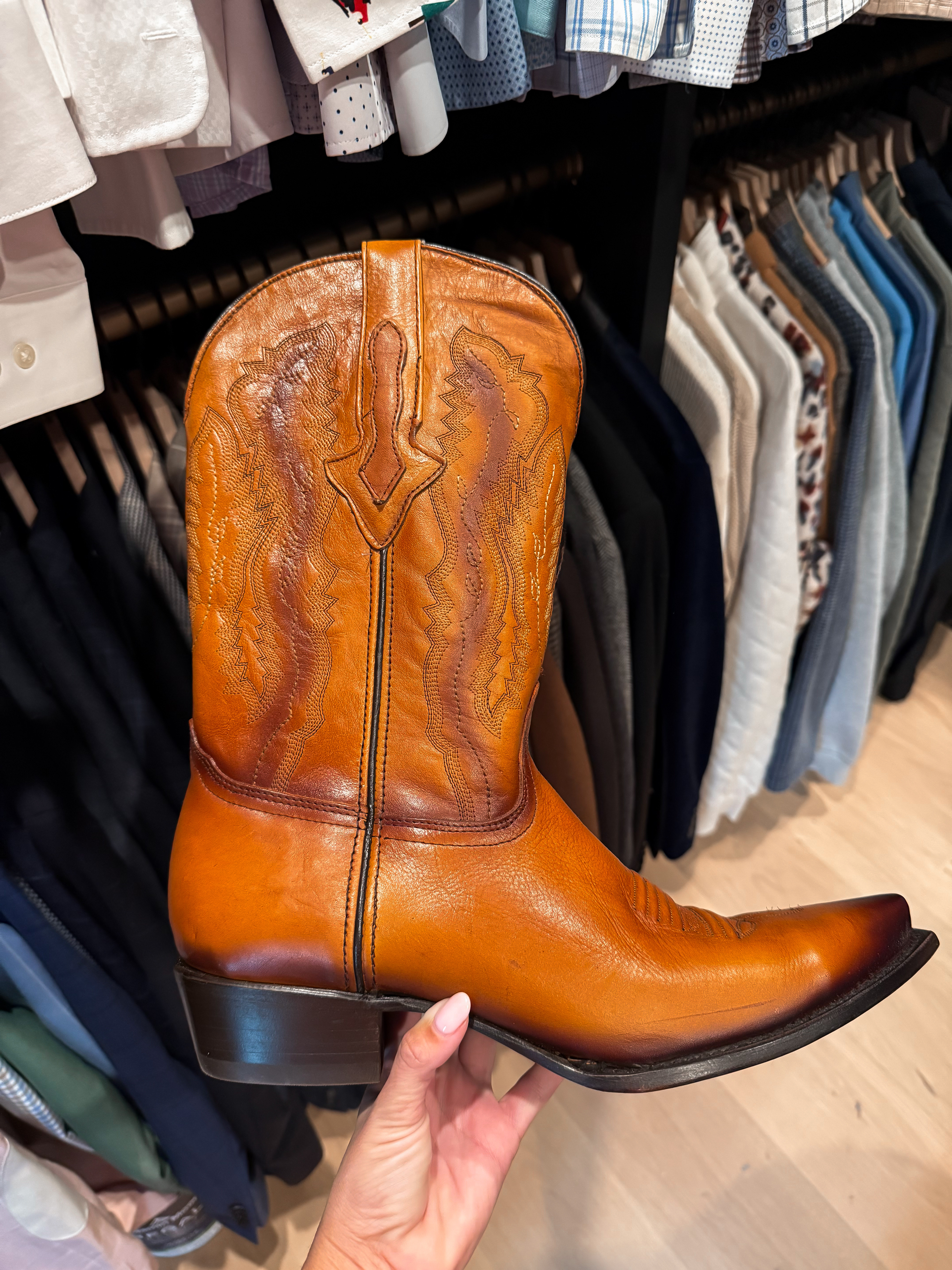 Random things around the house Shawn owns that I also love, and would make great gifts. 

 

#LTKGiftGuide #LTKHoliday #LTKMens