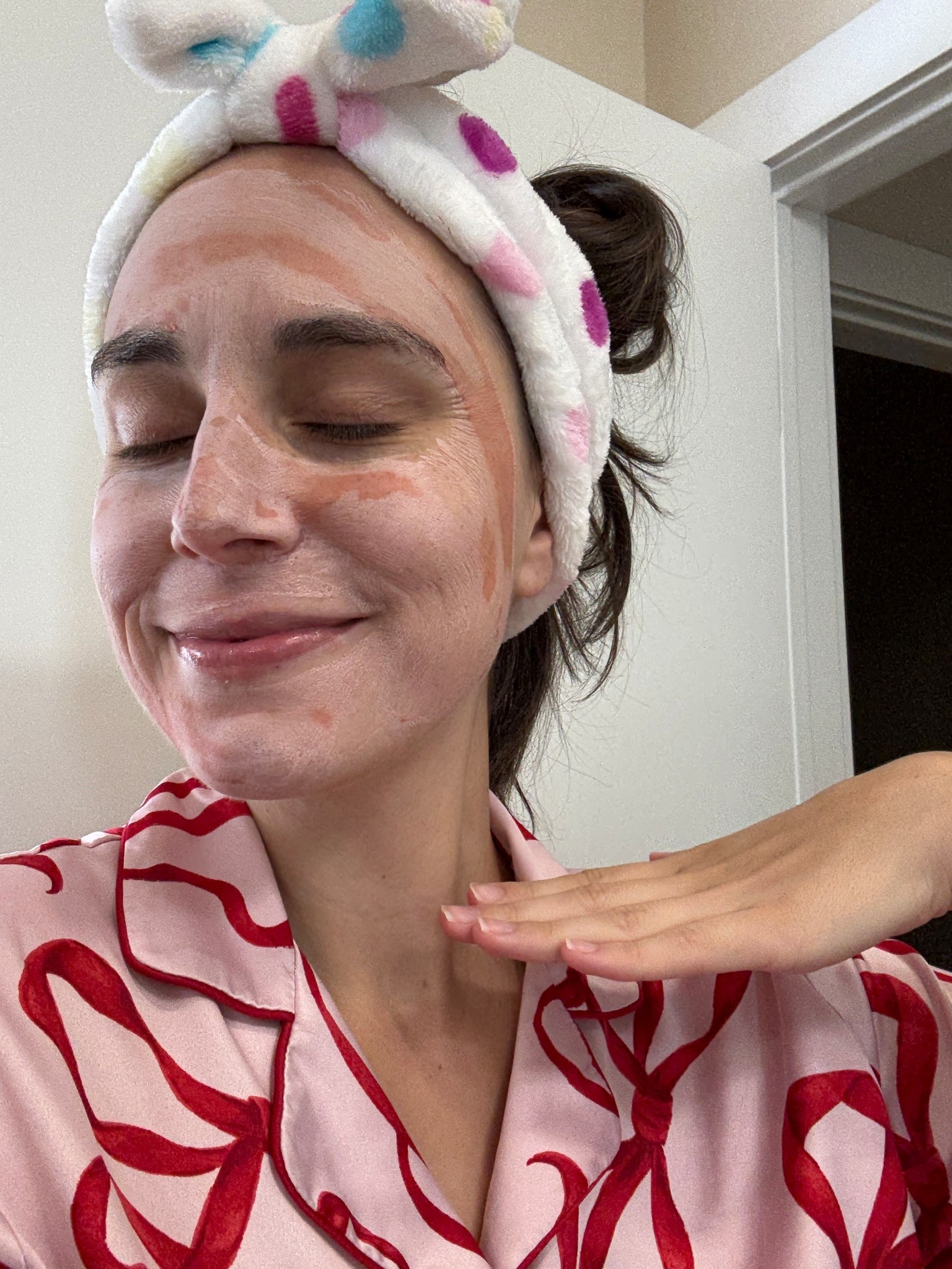 Tried a new detox face mask and I’m OBSESSED! 

#skincare #morningroutine #selfcare 

#LTKBeauty #LTKselfcare #LTKmorningroutine