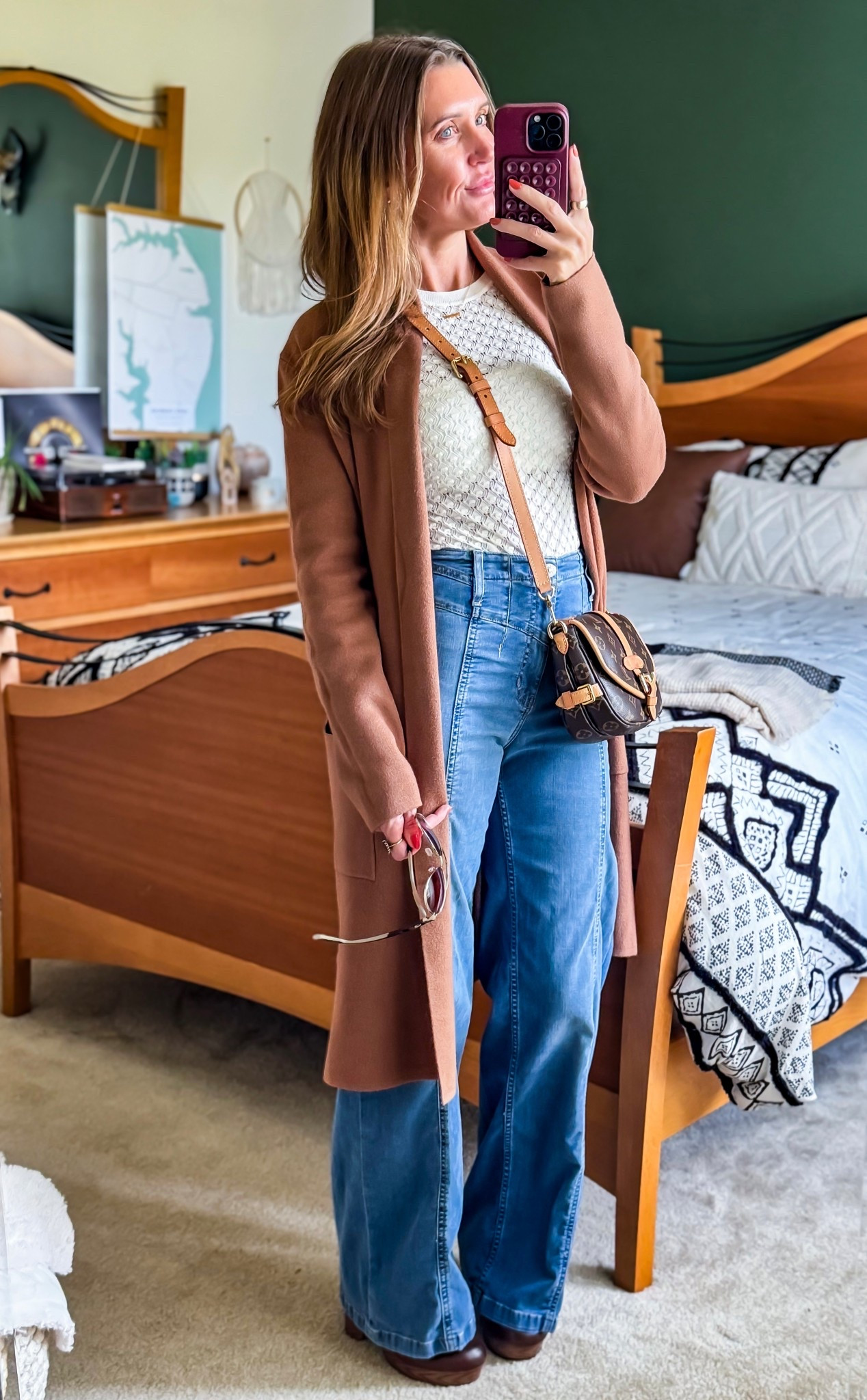 Casual Fall Friday🍂

#LTKStyleTip #LTKOver40 #LTKSeasonal