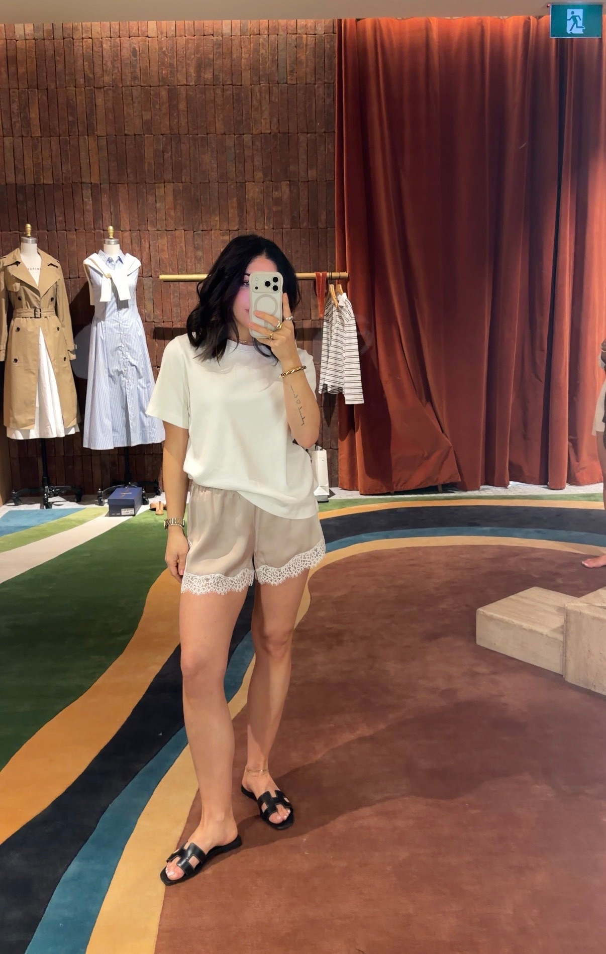 Tshirt - size small 
Shorts - size small 

#LTKcanada #LTKsummer #LTKtravel