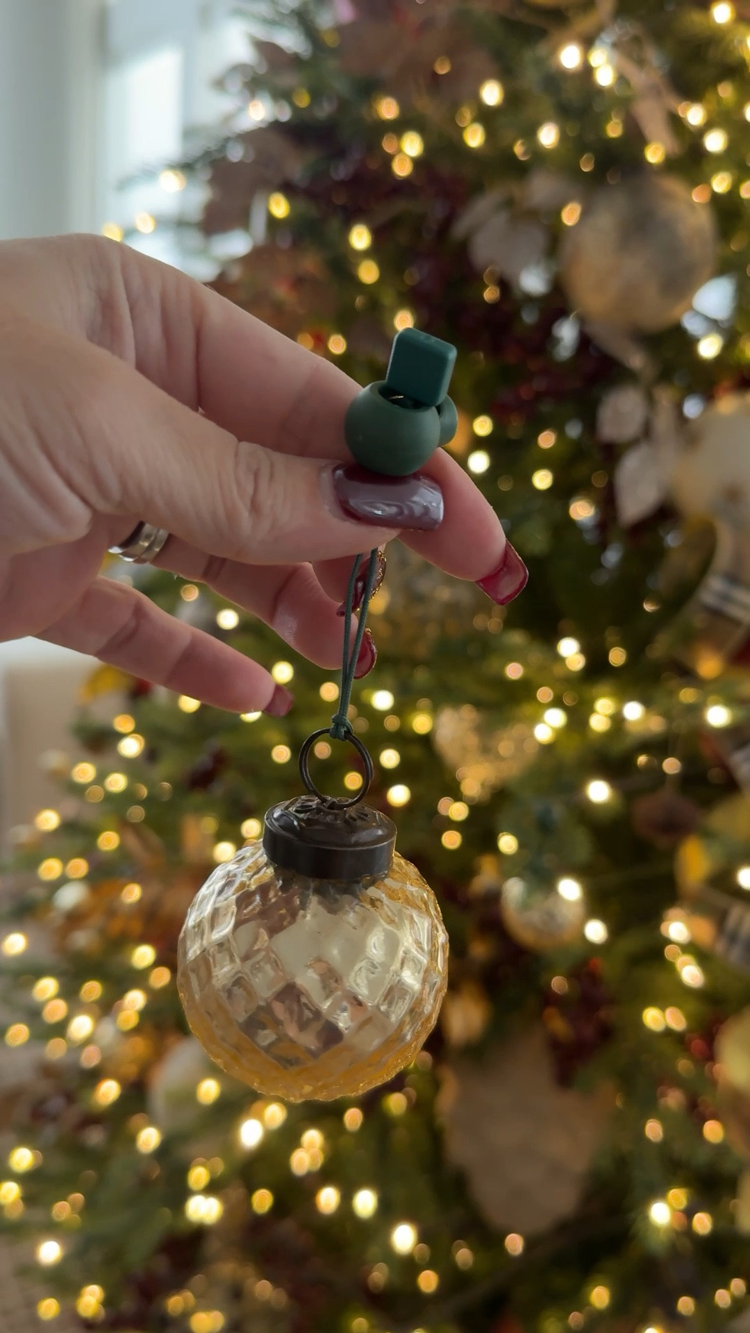 These ornament anchors are genius! 

#LTKHoliday #LTKHome #LTKSaleAlert