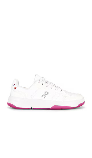 On The Roger Clubhouse Sneaker in White. - size 7.5 | Revolve Clothing (Global)