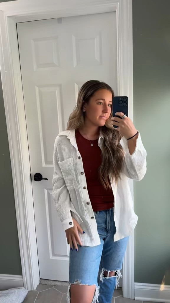 Your new wardrobe essential: the perfect staple top with a built-in bra for all-day comfort and effortless style! 🙌 #WardrobeStaple #BuiltInBra #EverydayStyle #ComfortAndStyle #MustHaveTop #FashionEssentials #ChicAndComfy #EffortlessFashion #CasualChic #FashionMustHaves #SimpleAndStylish #AllDayComfort #EasyFashion #VersatileStyle #TimelessTop

#LTKBeauty #LTKSaleAlert #LTKFindsUnder50