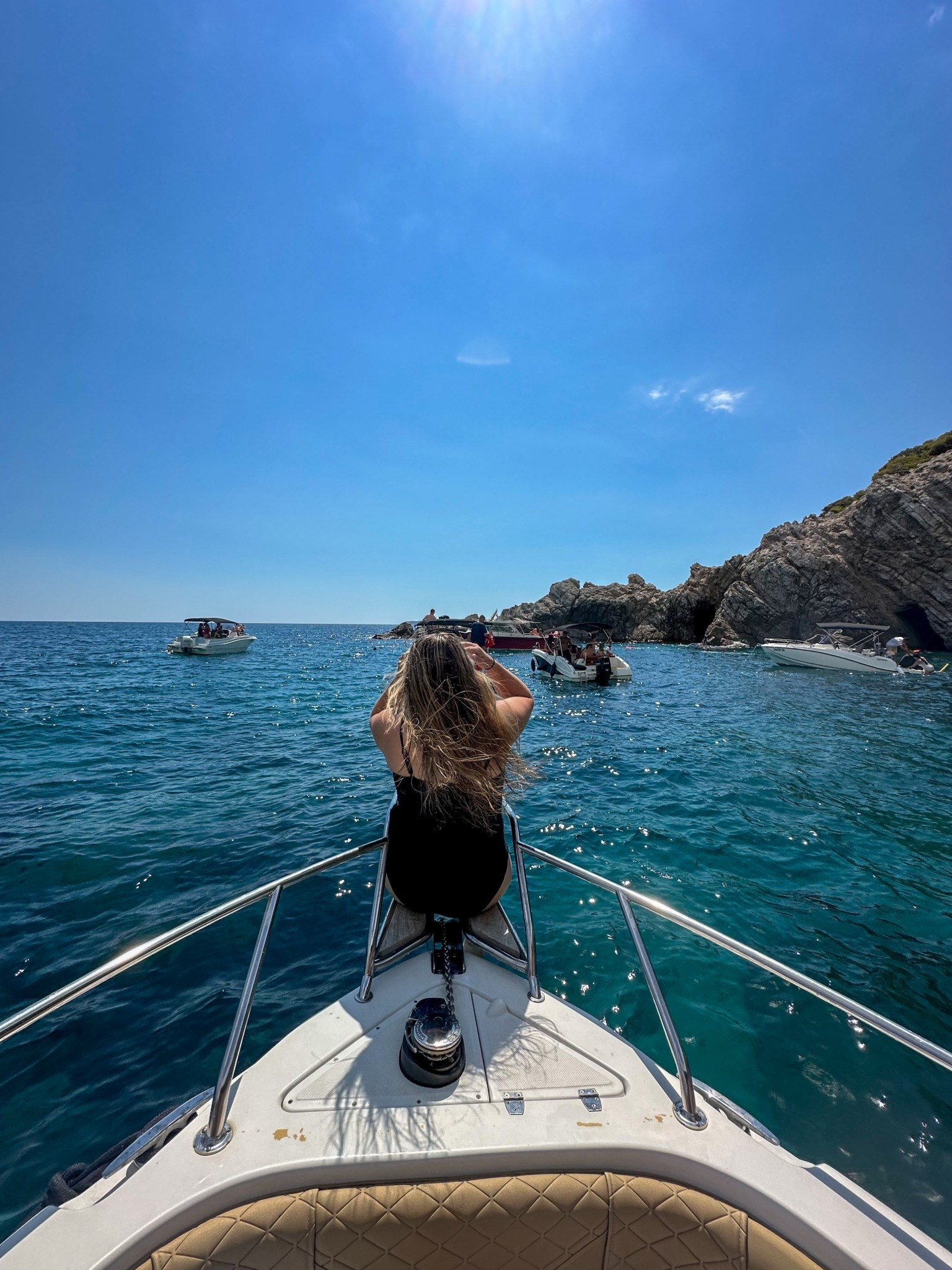 Classic black, sun-kissed skin, and boat day dreams ☀️⚓️

#summer 
#boating #swimwear #midsize 

#LTKFindsUnder100 #LTKMidsize #LTKSeasonal