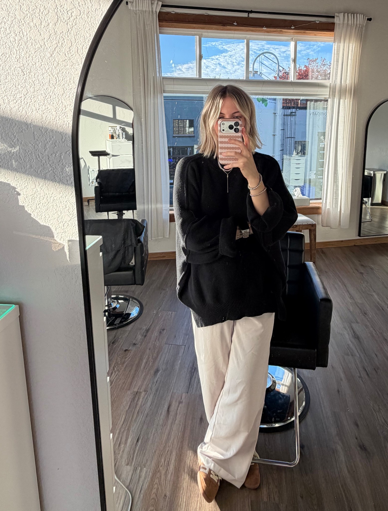 Oversized sweater + linen pants + slip on shoes🙌🏼