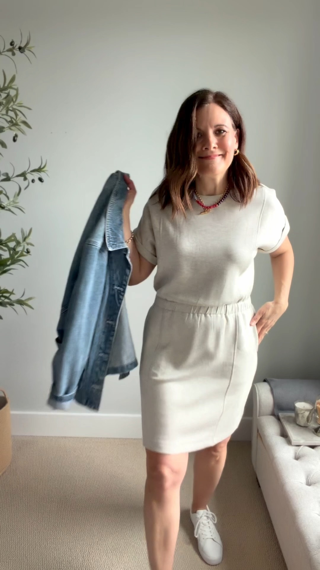 I own this dress in two colors, black and this creamy heathered oatmeal color.
It’s made from LOFT’s Scubasoft material, which is smoothing and medium weight, and it has pockets. I like how this dress has an elastic waist for definition and classic short sleeves. And it works for my 36B bust and size 10 bottom half, which is tricky to do in a dress. I wear a medium and it fits true to size. Wear this to the ballfield, a casual lunch, or out running errands.