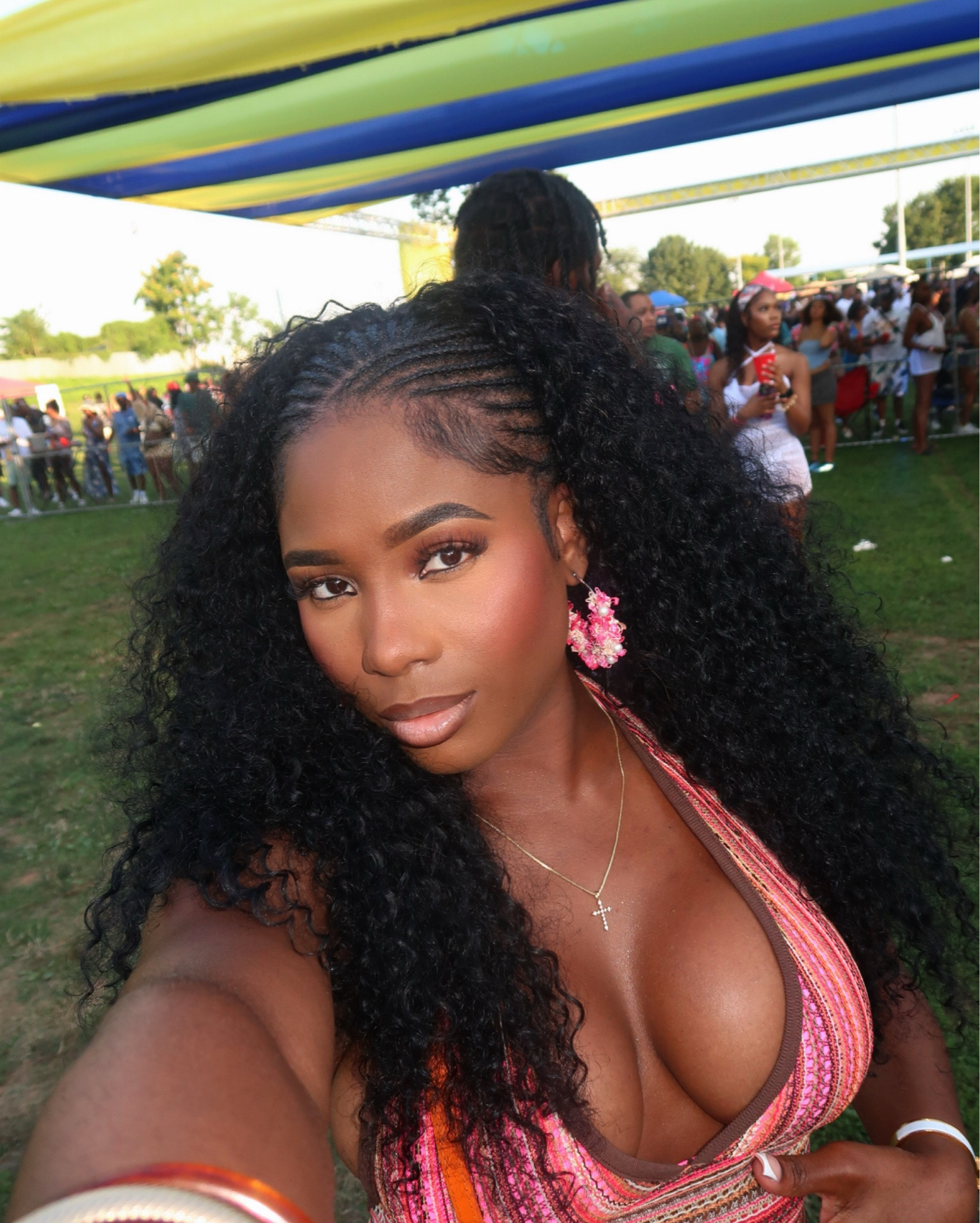 Curly Hair Deets 🥰
Spanish Curl
Shake-N-Go | Glossy 
100% Virgin Remy Hair 
18”20”22
Natural Black

#LTKstyletip #LTKbeauty #LTKtravel