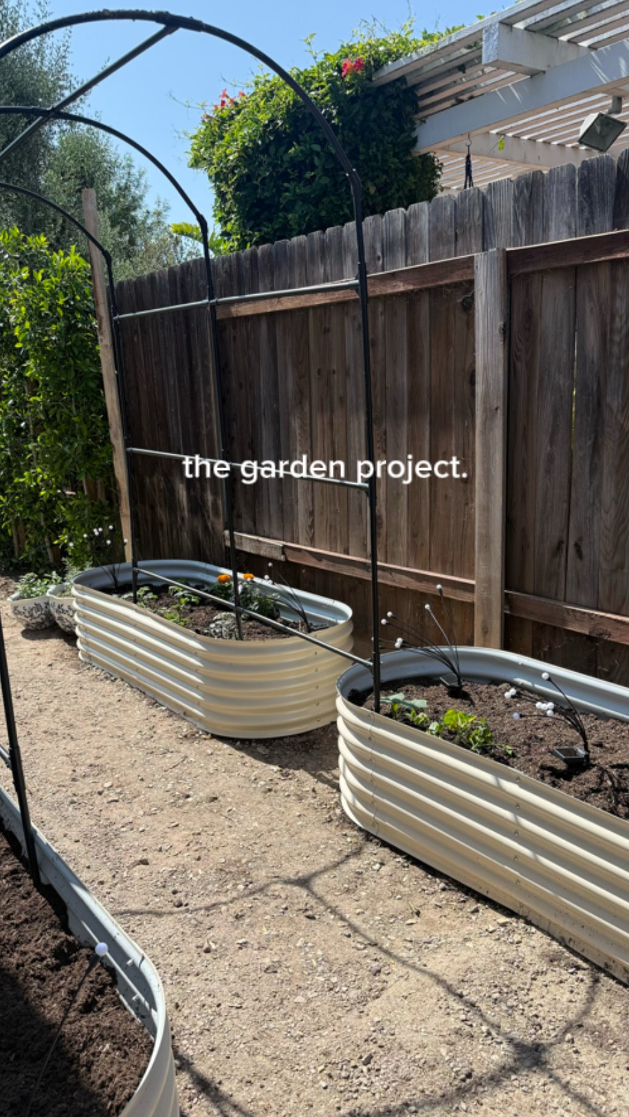 Do something series day 1! Let’s turn this house into a home!!! I am so grateful to be able to work on these kinds of projects in our new home!!! We’re starting with the garden which was a PROCESS…..whew!!! I’m sore! But it turned out so so cute and I love our raised garden beds from @vego_garden They are HUGE!!! #gardenbuildout #vegogarden #gardenwithme #makingagarden #gardenproject

#LTKSummerEdit #LTKSeasonal #LTKHome