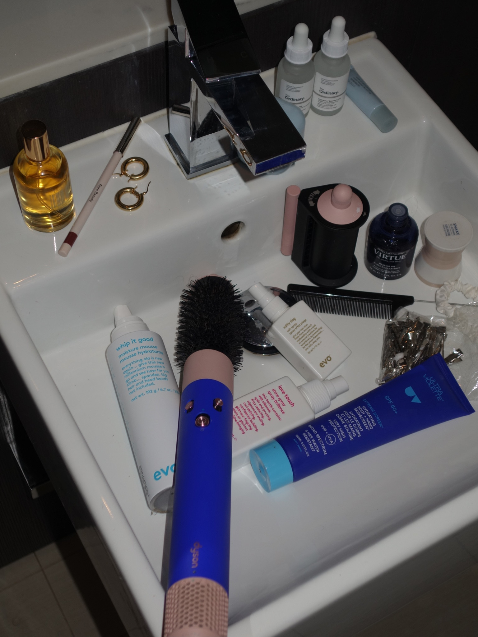 fashion week grwm sink 

#LTKstyletip #LTKbeauty #LTKaustralia