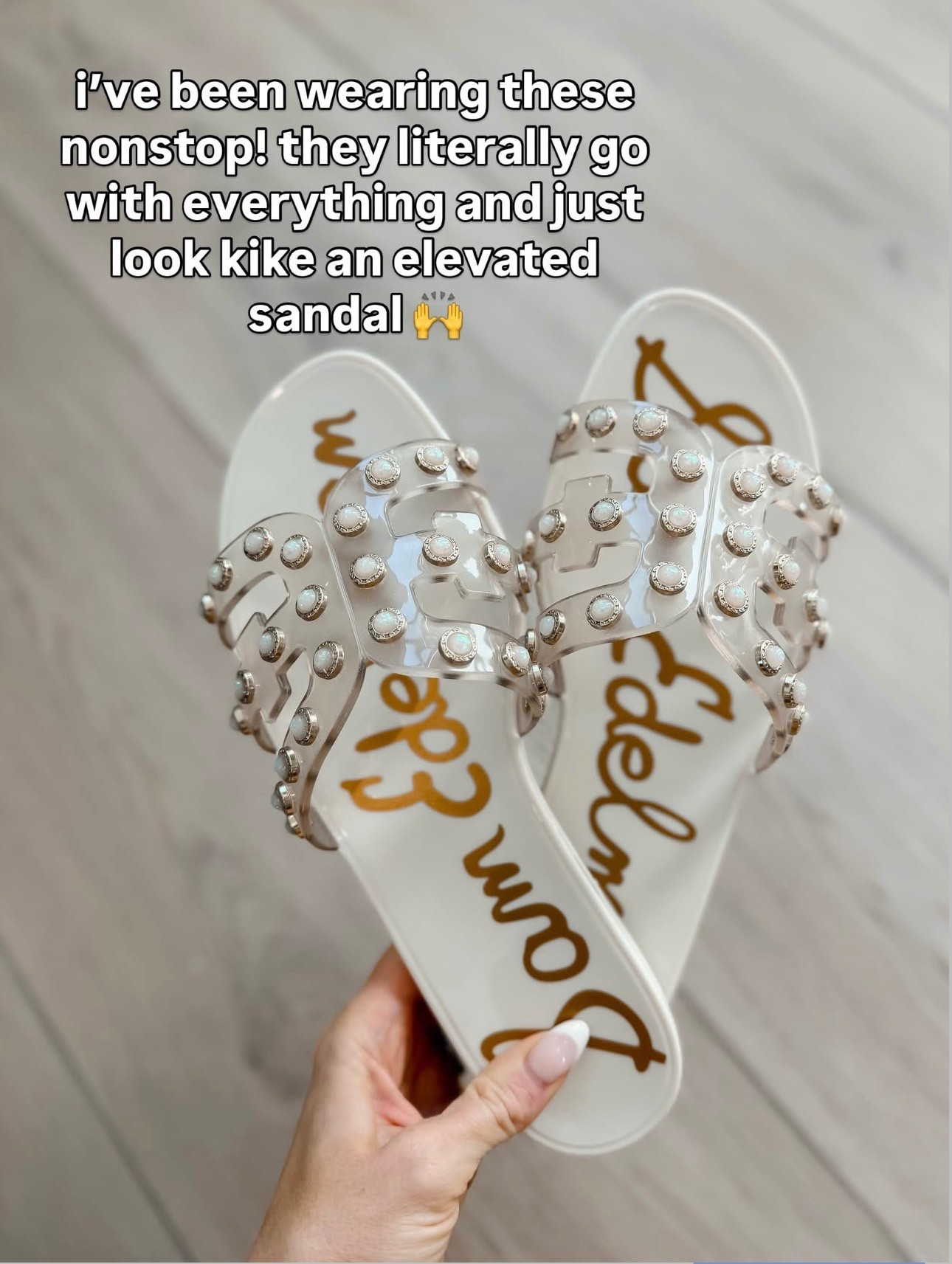 Jelly sandals are on trend, and I’m obsessed! I’ve ordered a few pairs, and these are one of my favorites! 👏🏼

#LTKootd #LTKmomlife #LTKgrwm