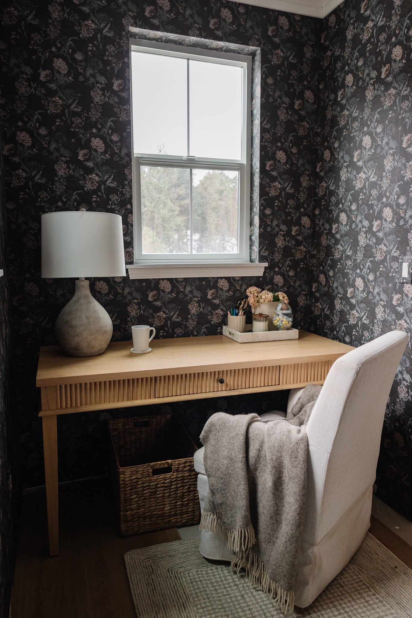 My desk is on sale for tax refund sale @Wayfair. Love the reeded detail 😍

Office, home office, writing desk, oak desk, lamp, wallpaper, Wayfair, mcgee and co working 


#LTKSaleAlert #LTKWorkwear #LTKHome