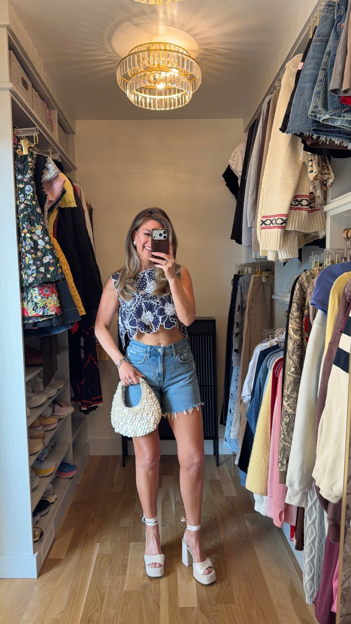 Abercrombie dad cut off shorts styled with farm rio top for everyday wear 

i sized up to a 27
& did my normal size small in tops

divi: emerson15

Casual everyday
Denim shorts
Summer looks
Brunch
Shopping
Sight seeing
Vacation 

#LTKDENIM


#LTKTravel #LTKdayinmylife