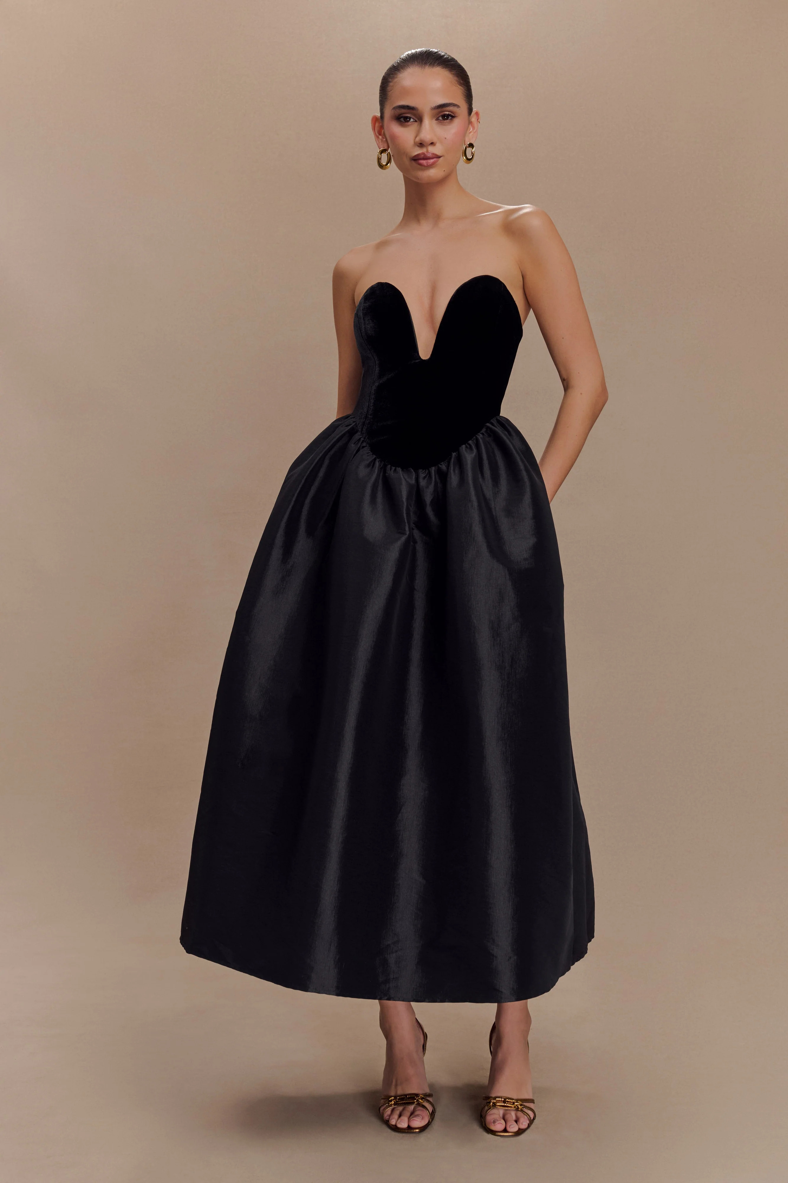 Flora Strapless Velvet Midi Dress - Black | Meshki (APAC)