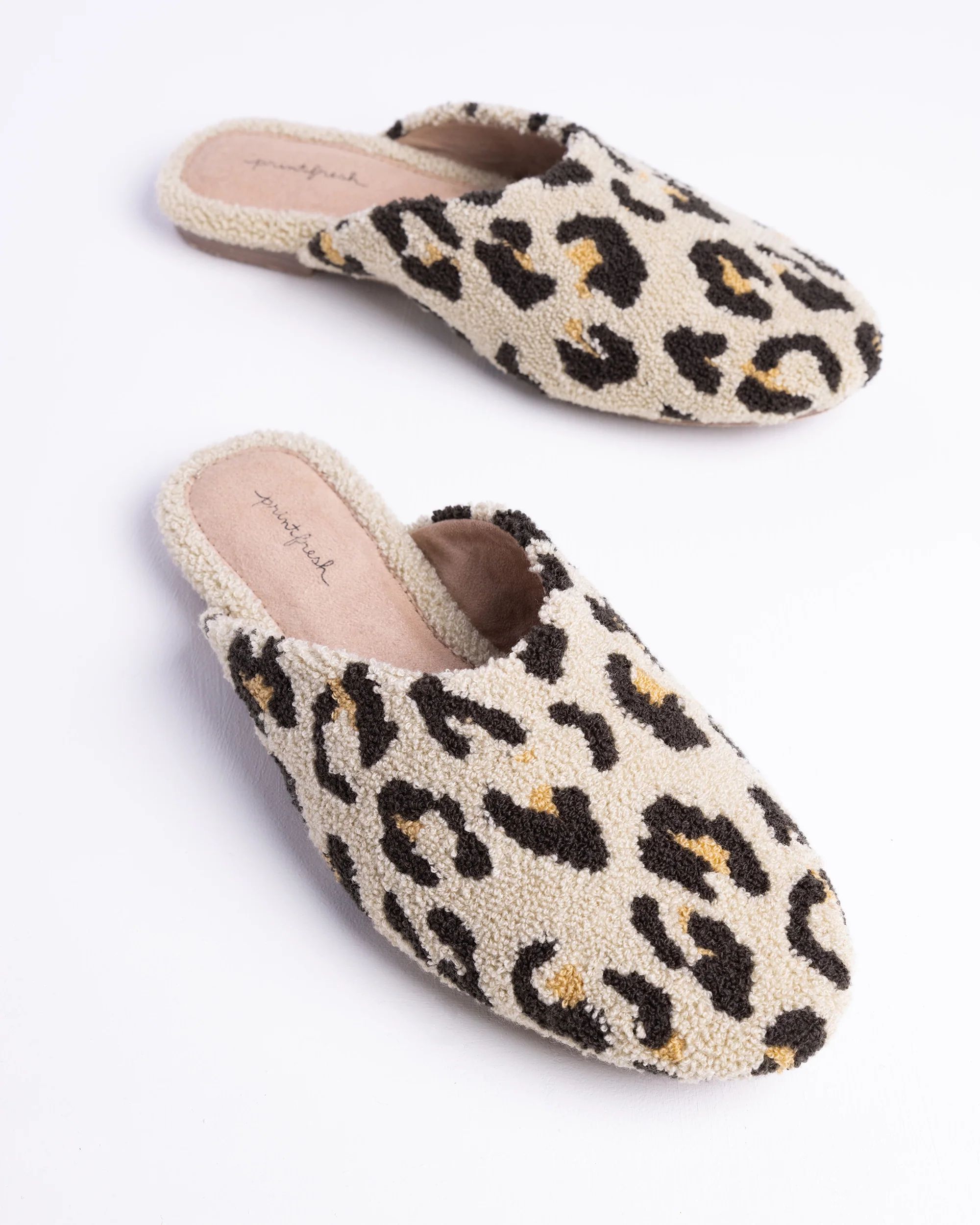 Lounging Leopard - Tufted Slippers - Sand | Printfresh