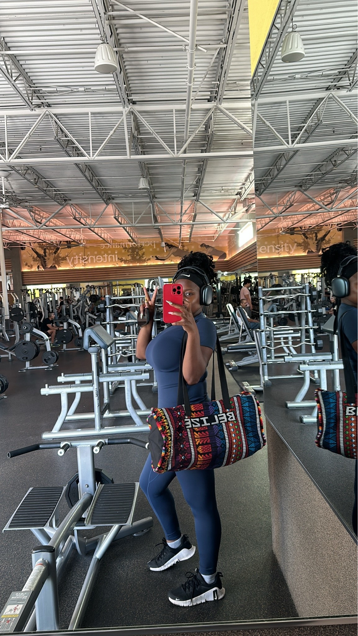 Bra I'm wearing in gym!

#LTKfitnessgoals