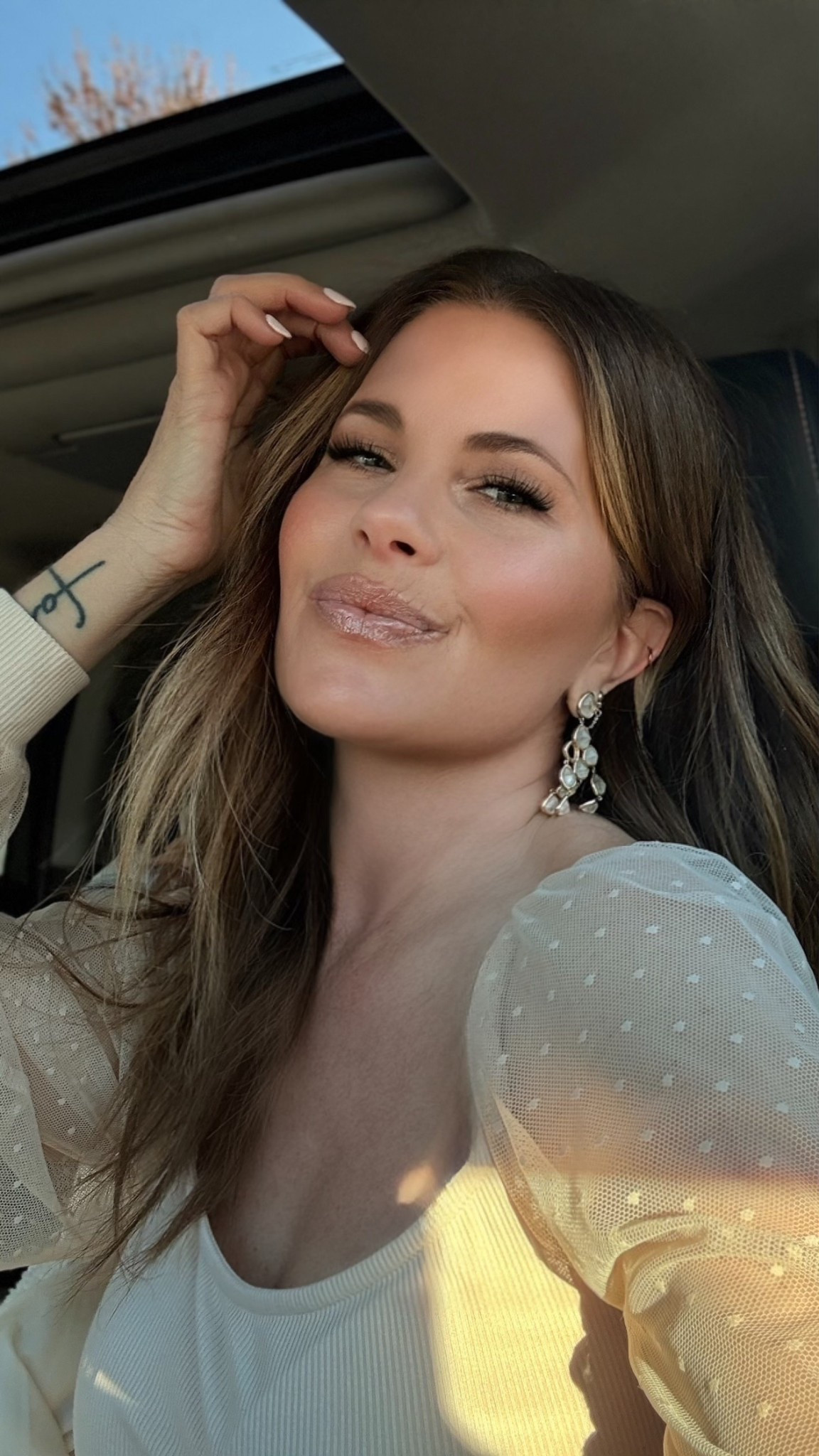 Amazon Top - tts, comes in many colors. 

#LTKdayinmylife #LTKOver40