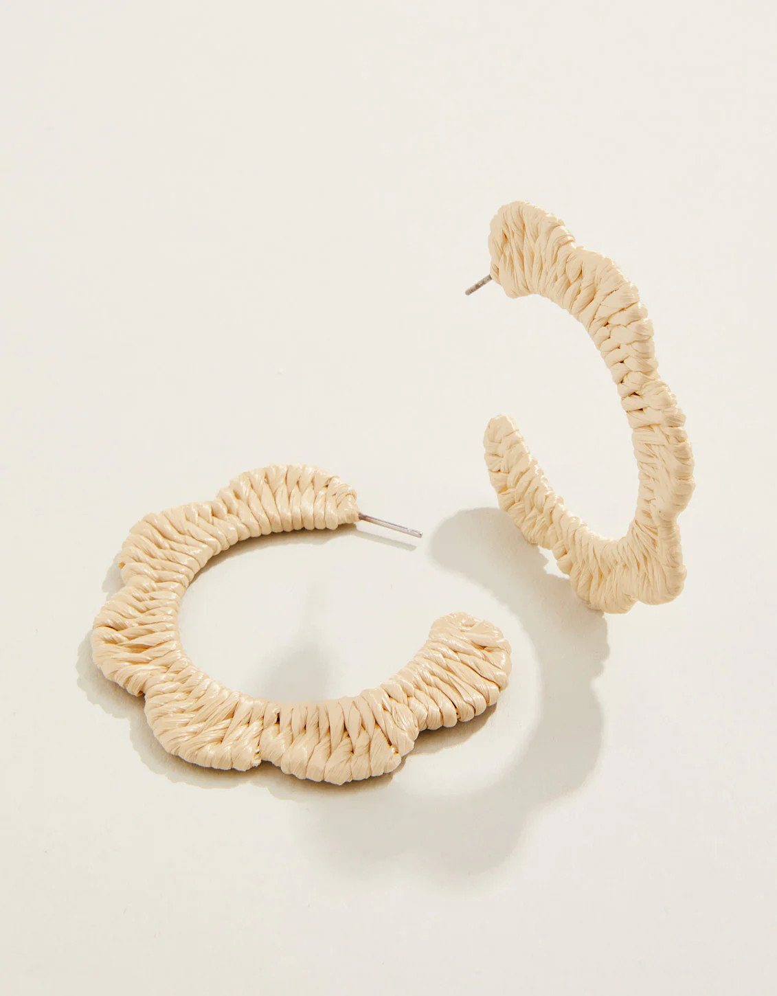 Scalloped Straw Hoop Earrings Natural | Spartina 449