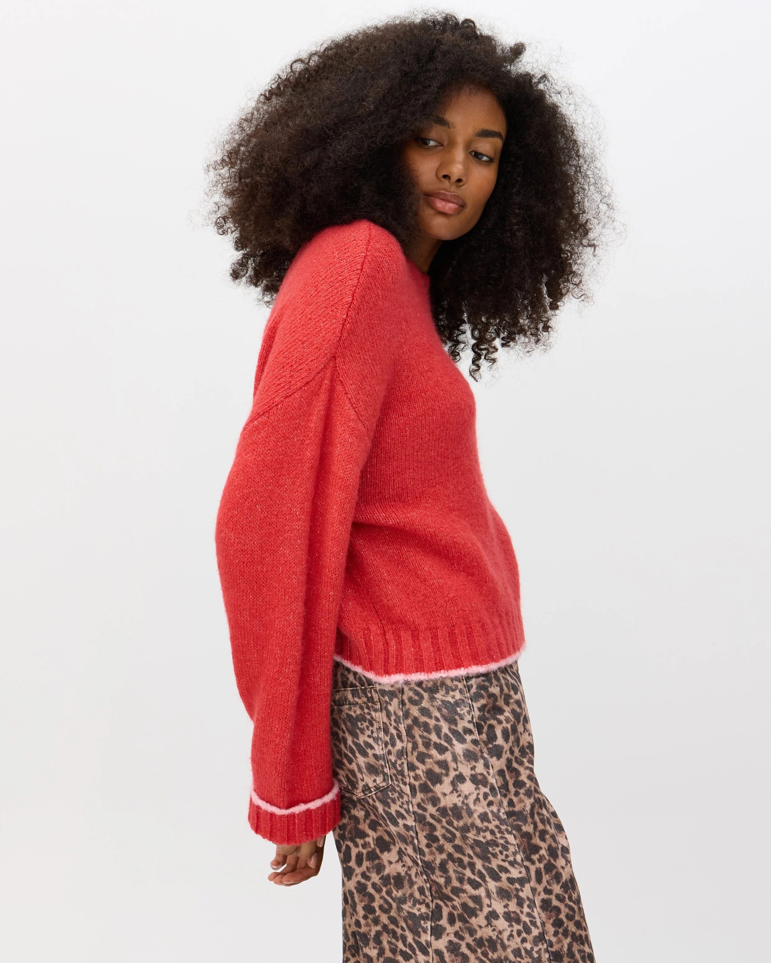 Red & Pink Trim Crew Neck Knitted Jumper, size 10 | Oliver Bonas (Global)