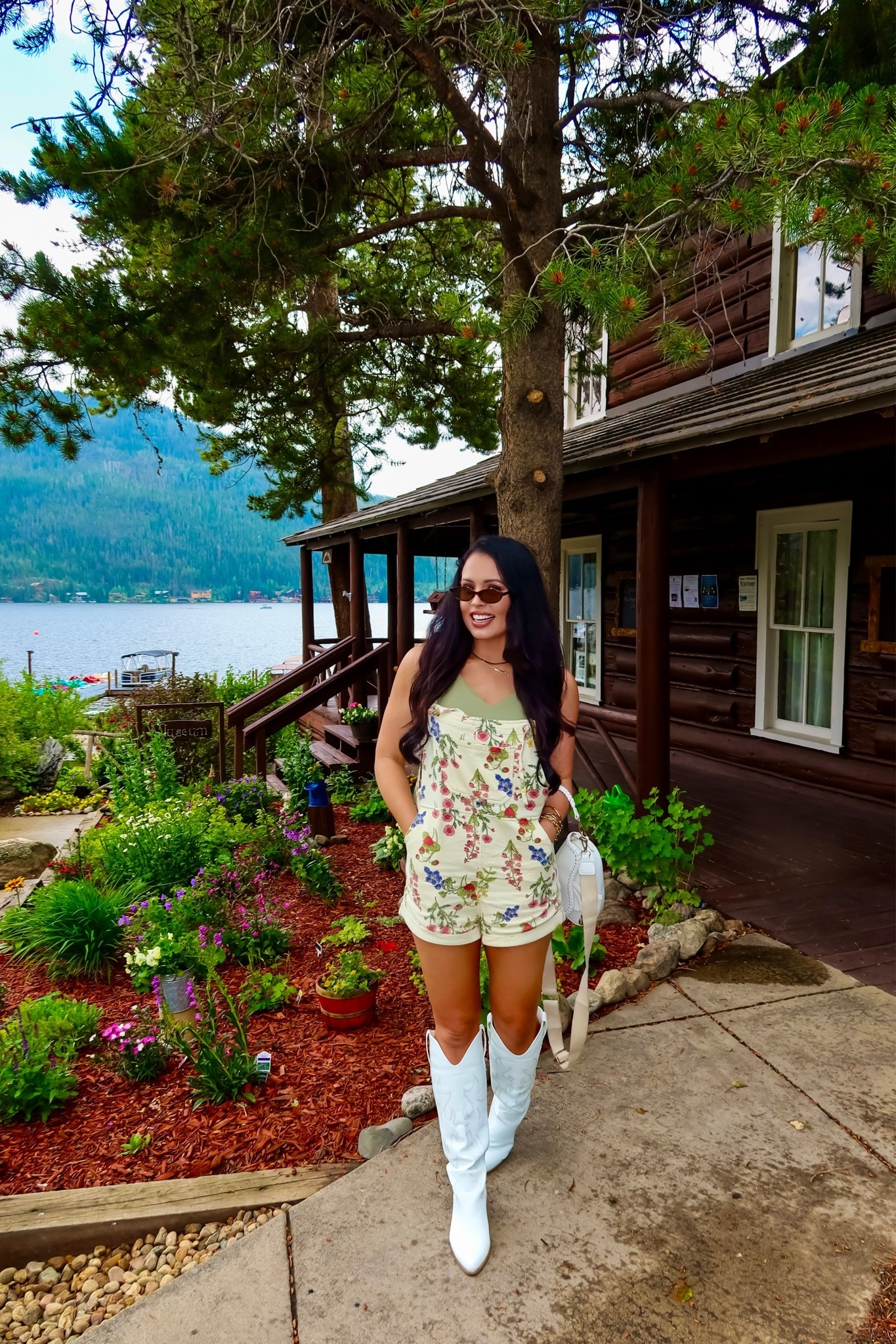 Amazon floral overall romper (medium), under $20 padded tank, white cowboy boots — a perfect country concert look #founditonamazon

#LTKSaleAlert #LTKootd